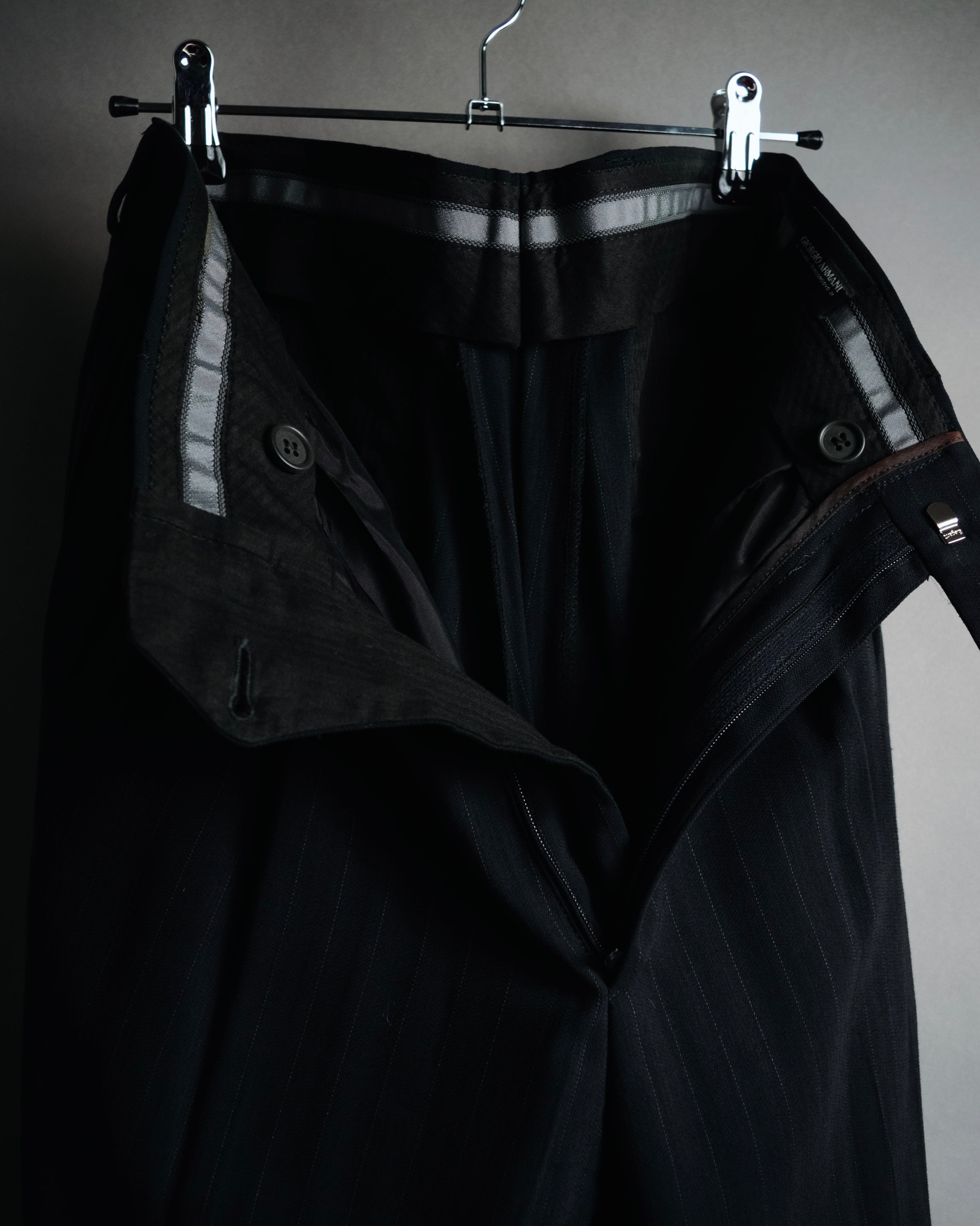 "GIORGIO ARMANI" 90’s pinstripe soft-tailored suit set