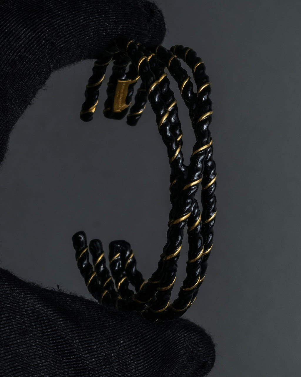 "MAISON MARGIELA" Twisted cord design brass bangle