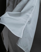 "BURBERRY" Wide collar embroidered emblem white shirt