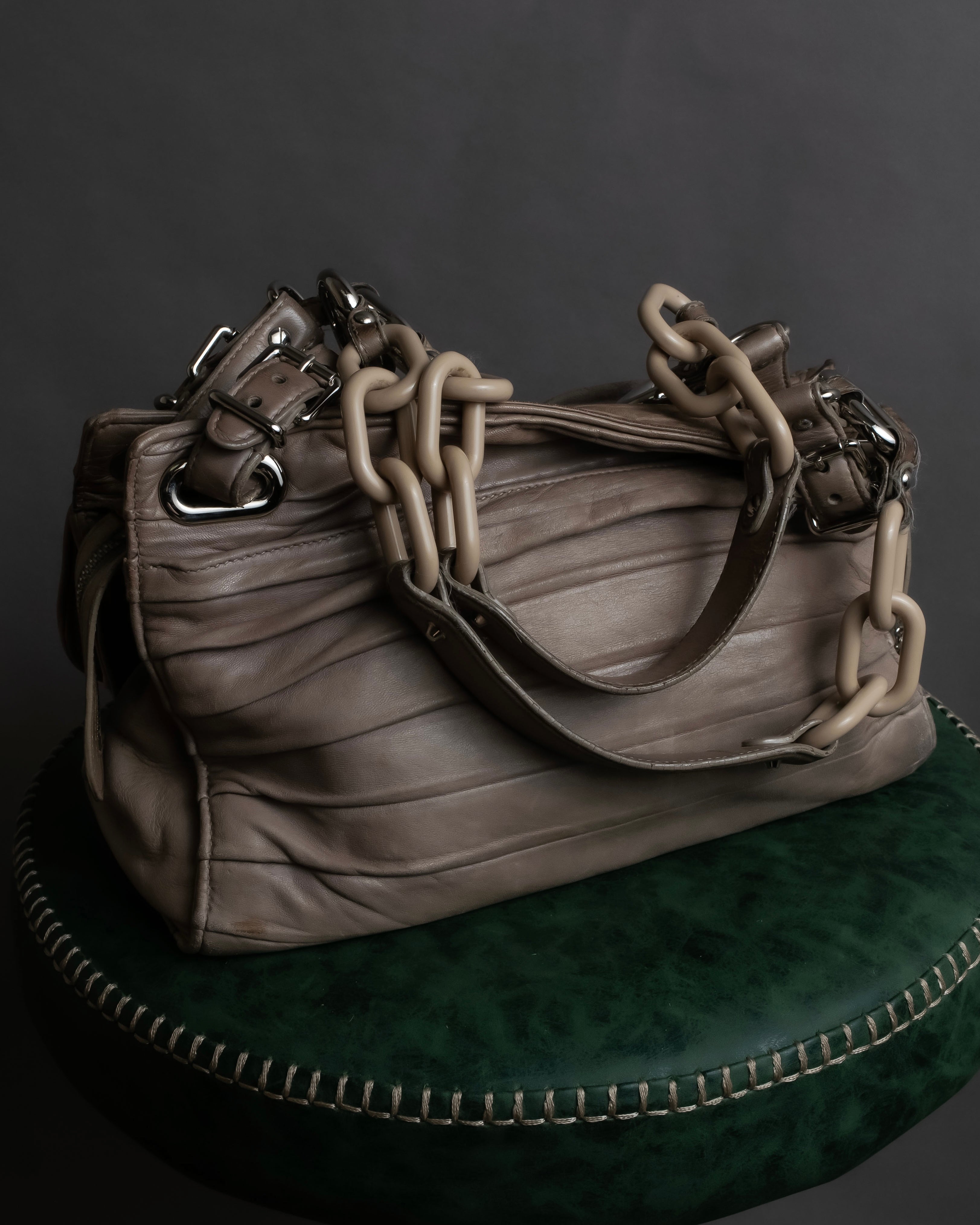 "BALENCIAGA" Three-way chain leather shoulder bag