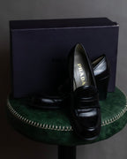 "PRADA" Metal band design leather heel loafers