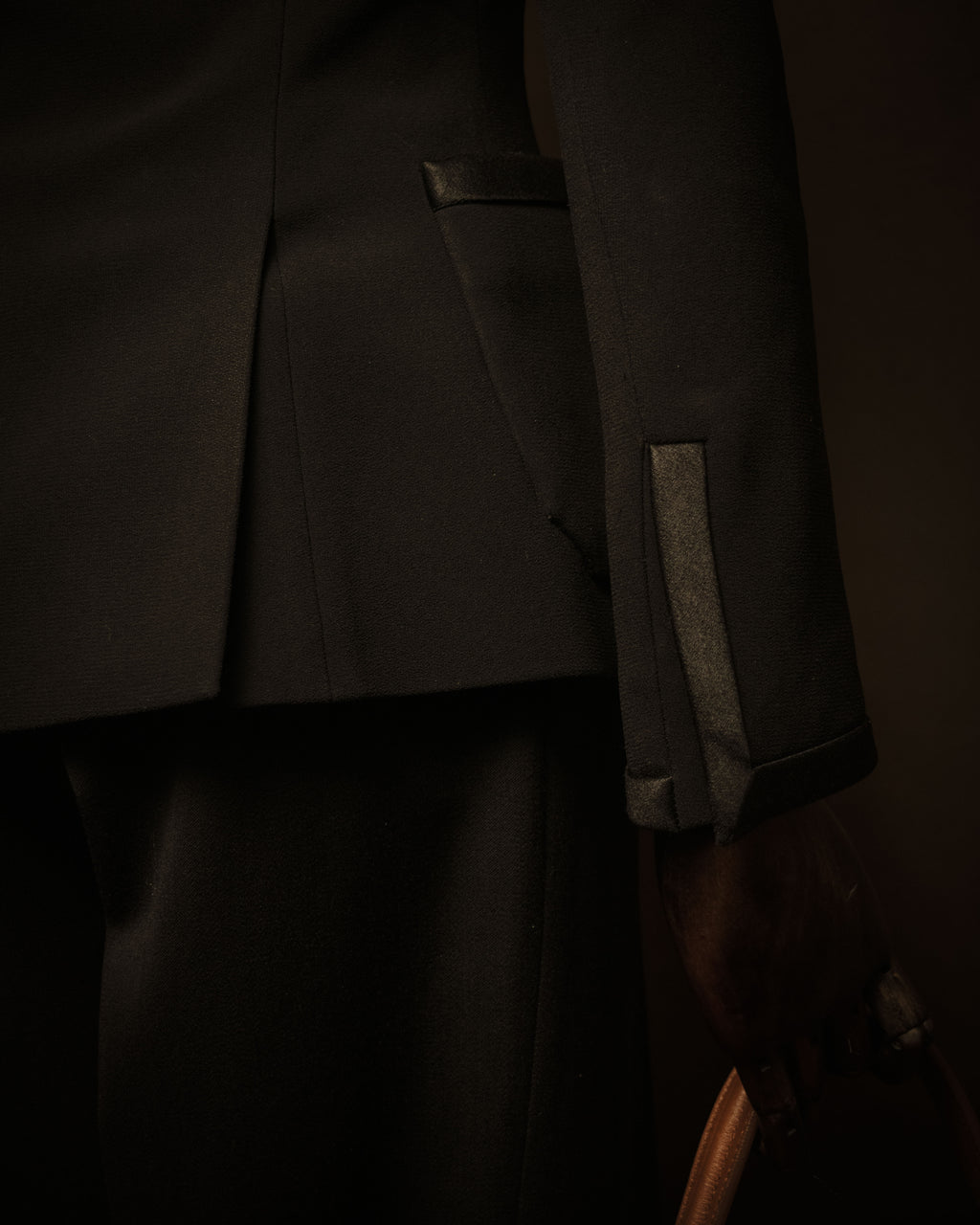 –SPECIAL– “BALENCIAGA” 2006-2012 Sculpted smoking jacket