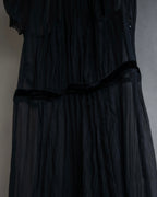 "PRADA" Gathered ribbon design puff sleeve dress