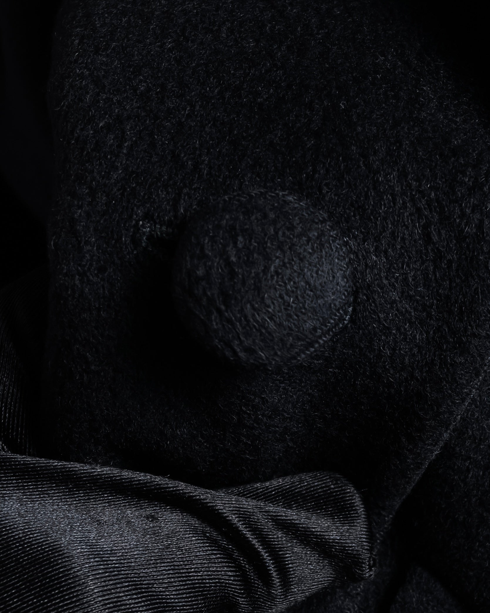 "Aquascutum" Elegantly tailored double-breasted long chester coat