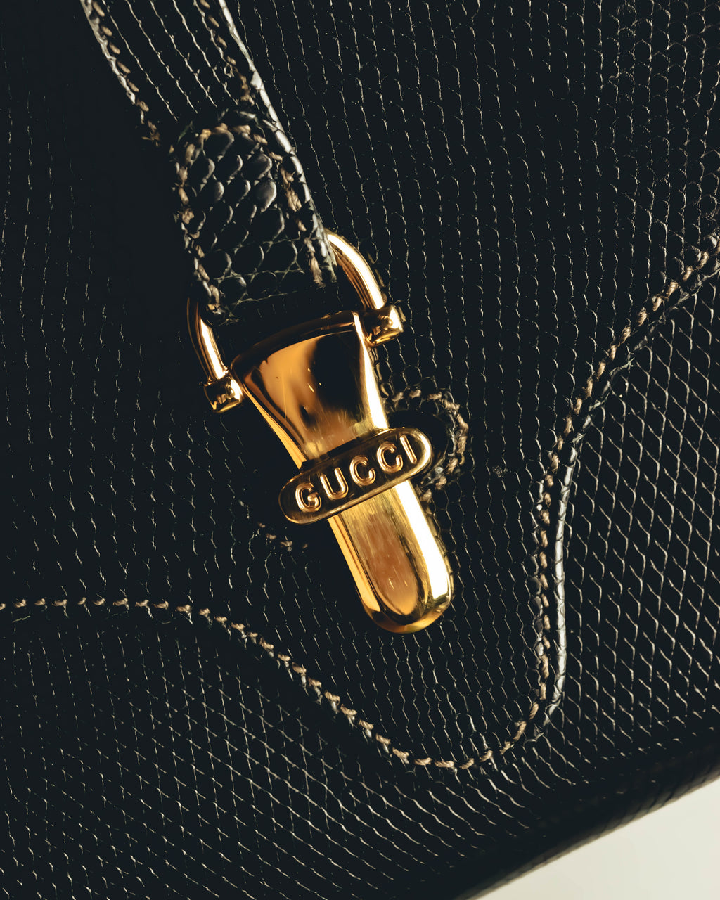 "GUCCI" 60's-70's Glossy lizard embossed leather shoulder bag