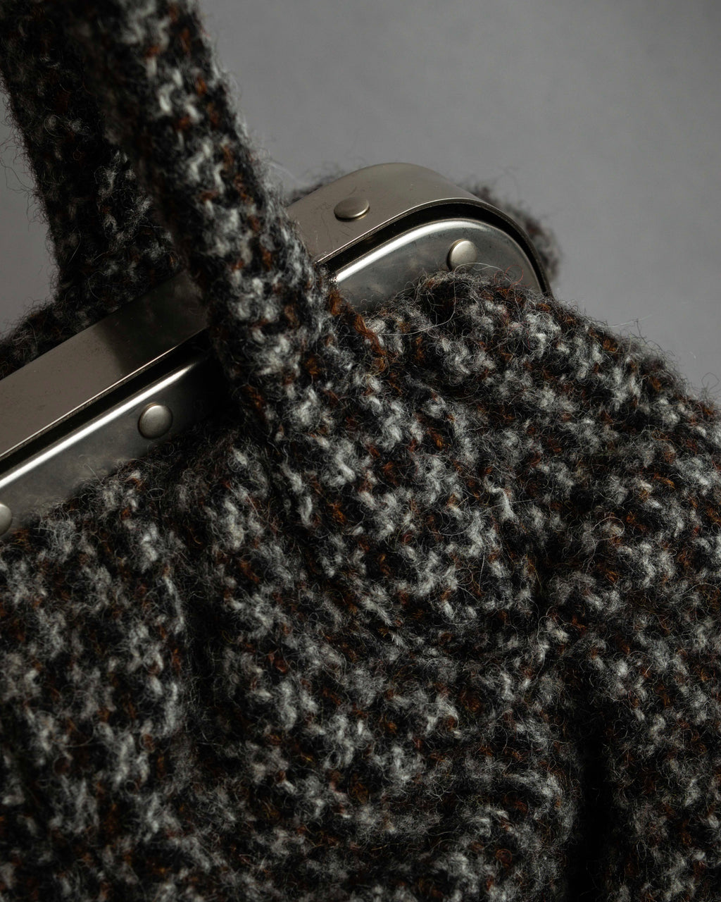 "JUNYA WATANABE COMME des GARCONS" Mixed tweed gathered detail clasp bag