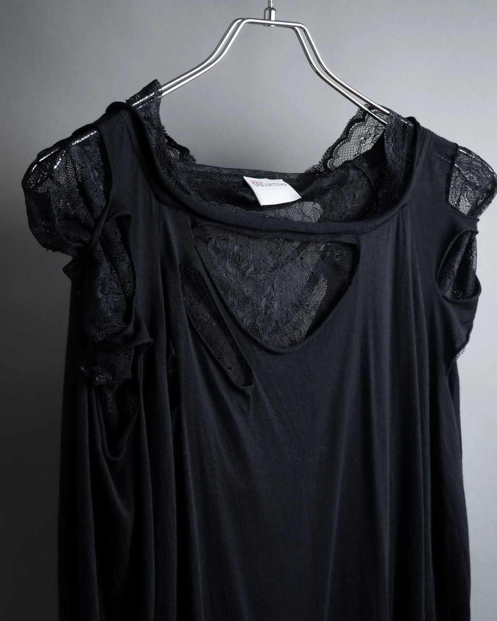 "RED VALENTINO" Distressed tulle skirt docking long pullover