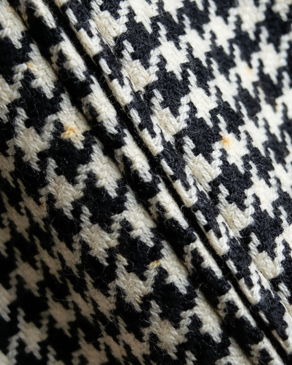 "Valentino Garavani" Houndstooth pattern lace velvet design set up