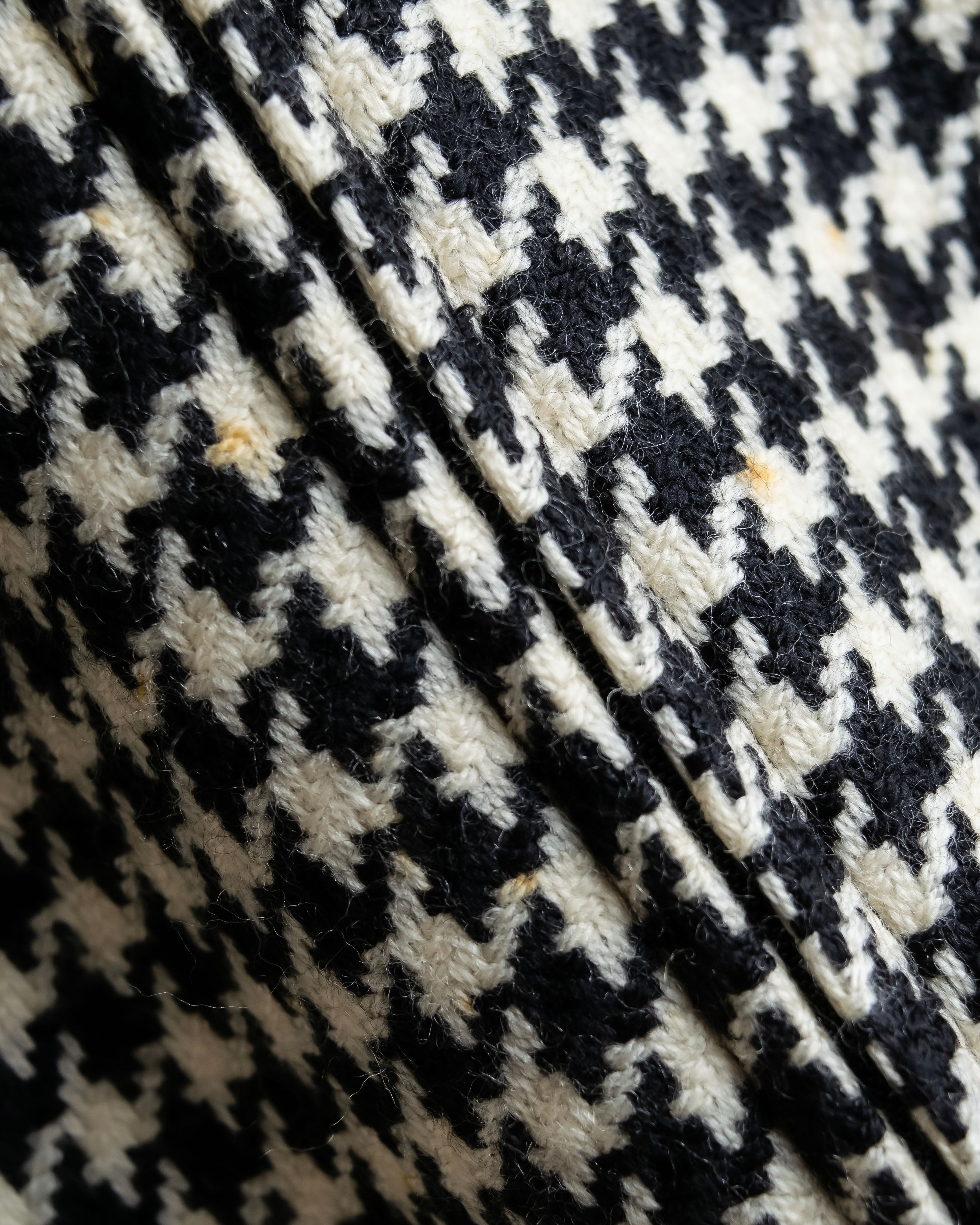 "Valentino Garavani" Houndstooth pattern lace velvet design set up