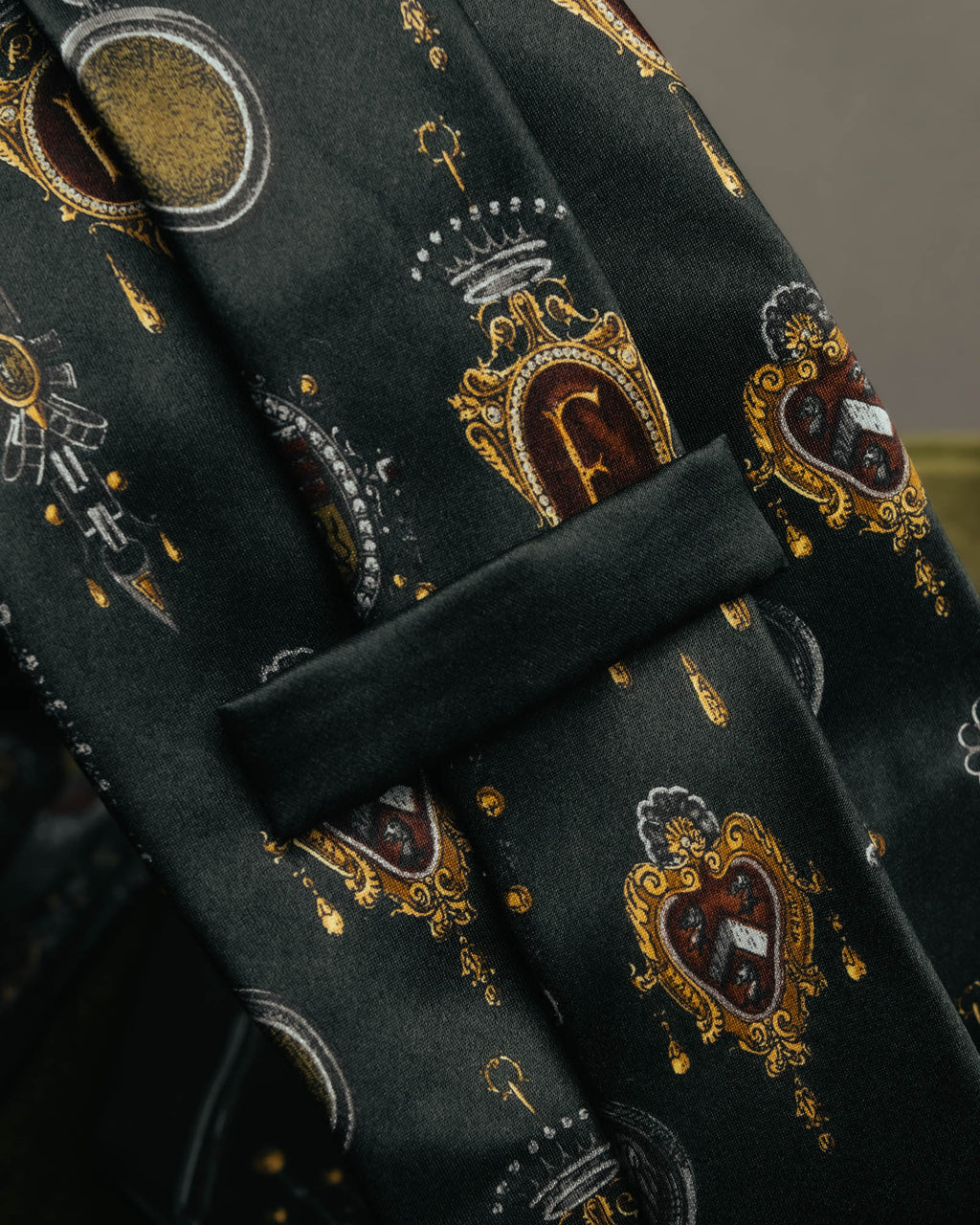 "Gianfranco Ferré" 90's Baroque print silk necktie