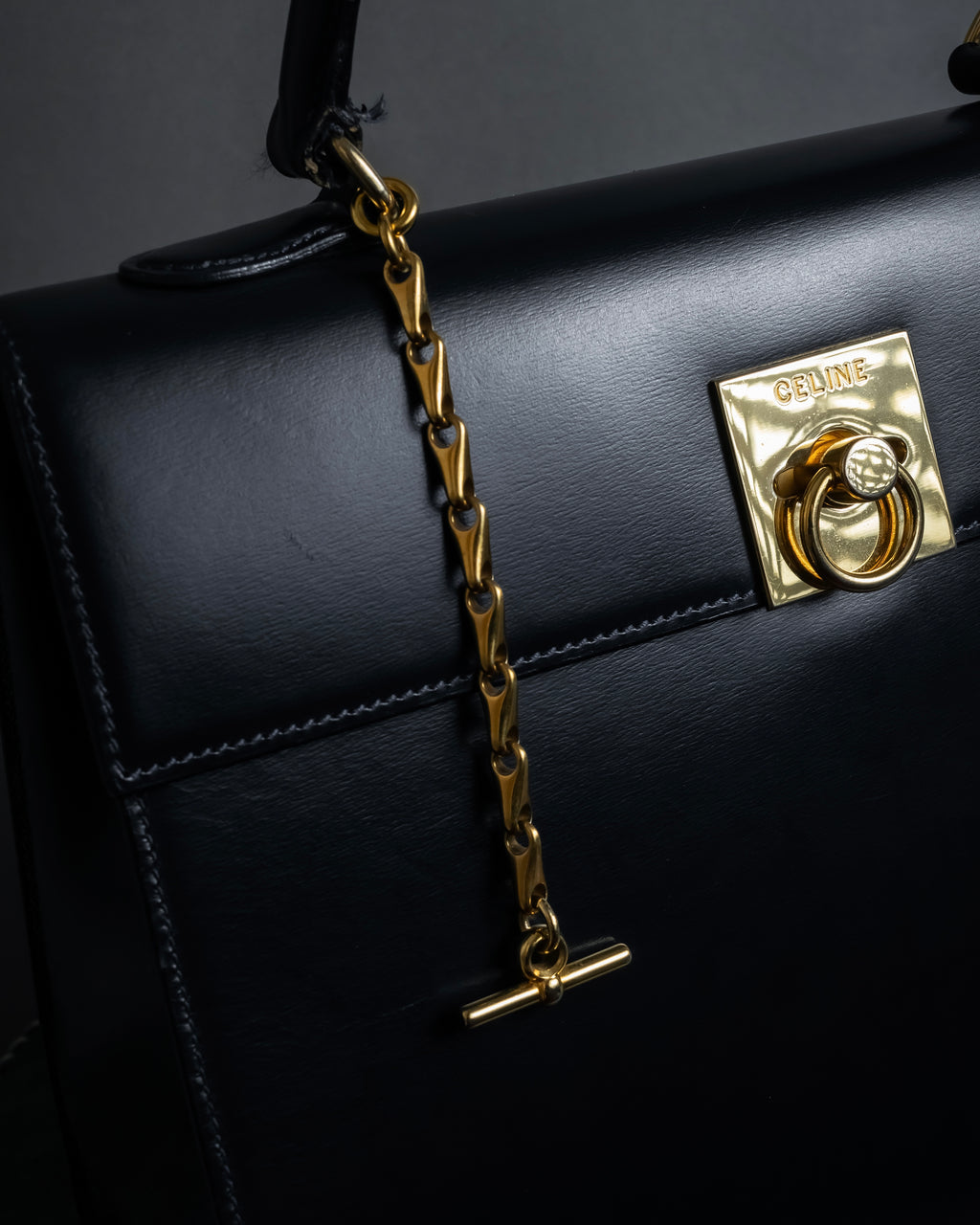 "CELINE" 80's-90's Square silhouette gold parts design leather hand bag