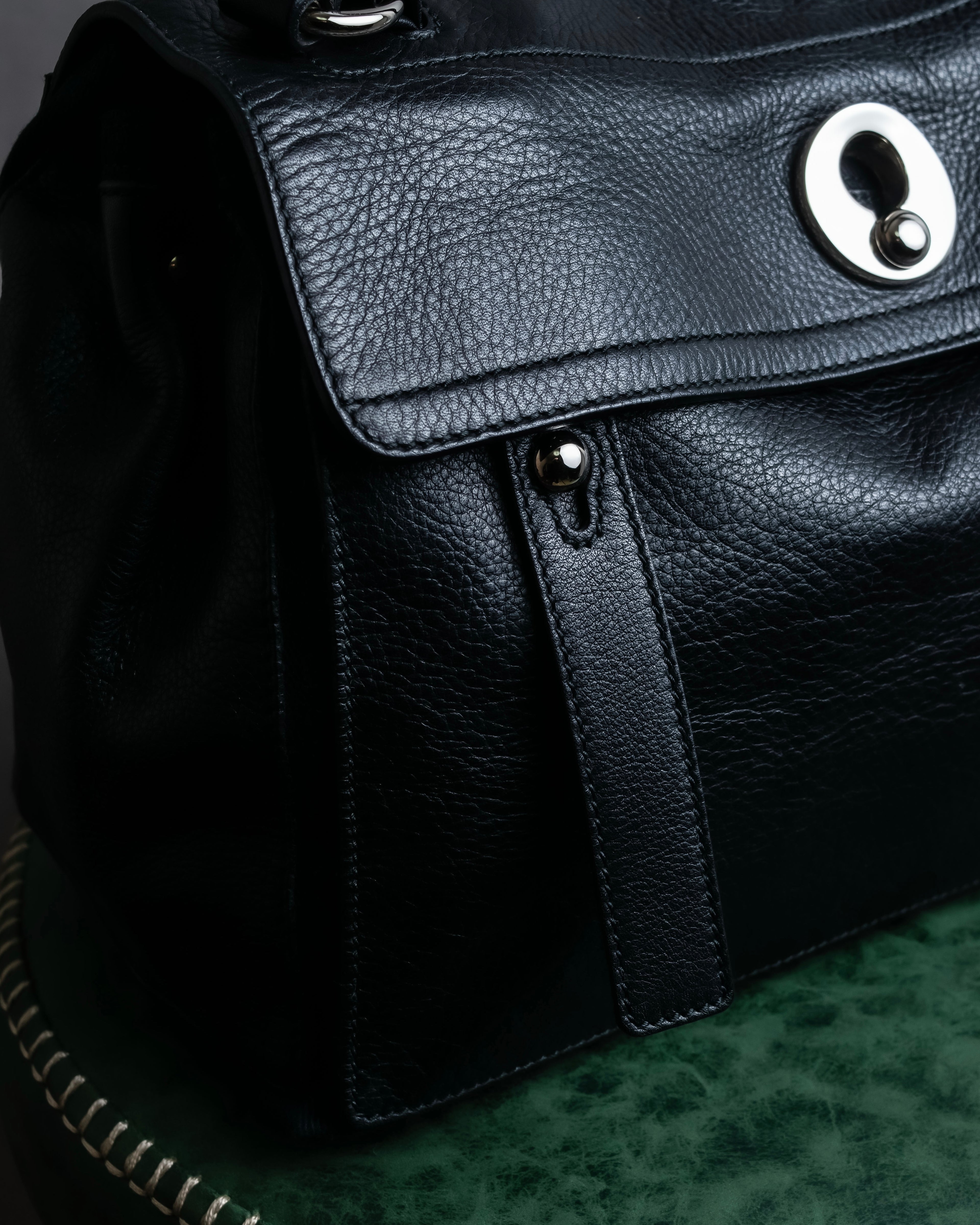 "YVES SAINT LAURENT" Muse Two series grain leather one-handle bag