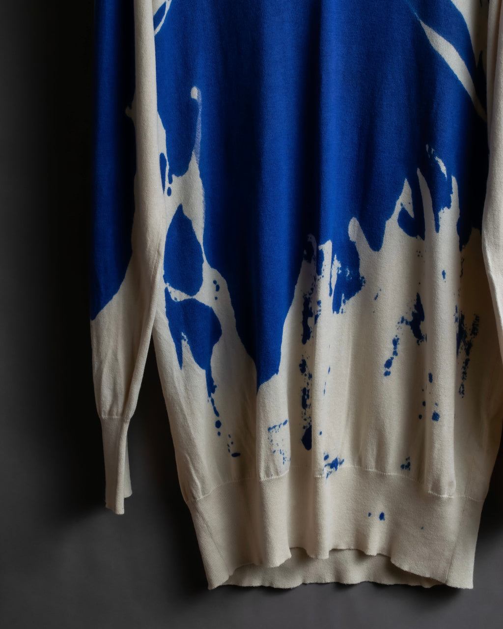 "Alexander McQueen" Painted oversized V-neck knit