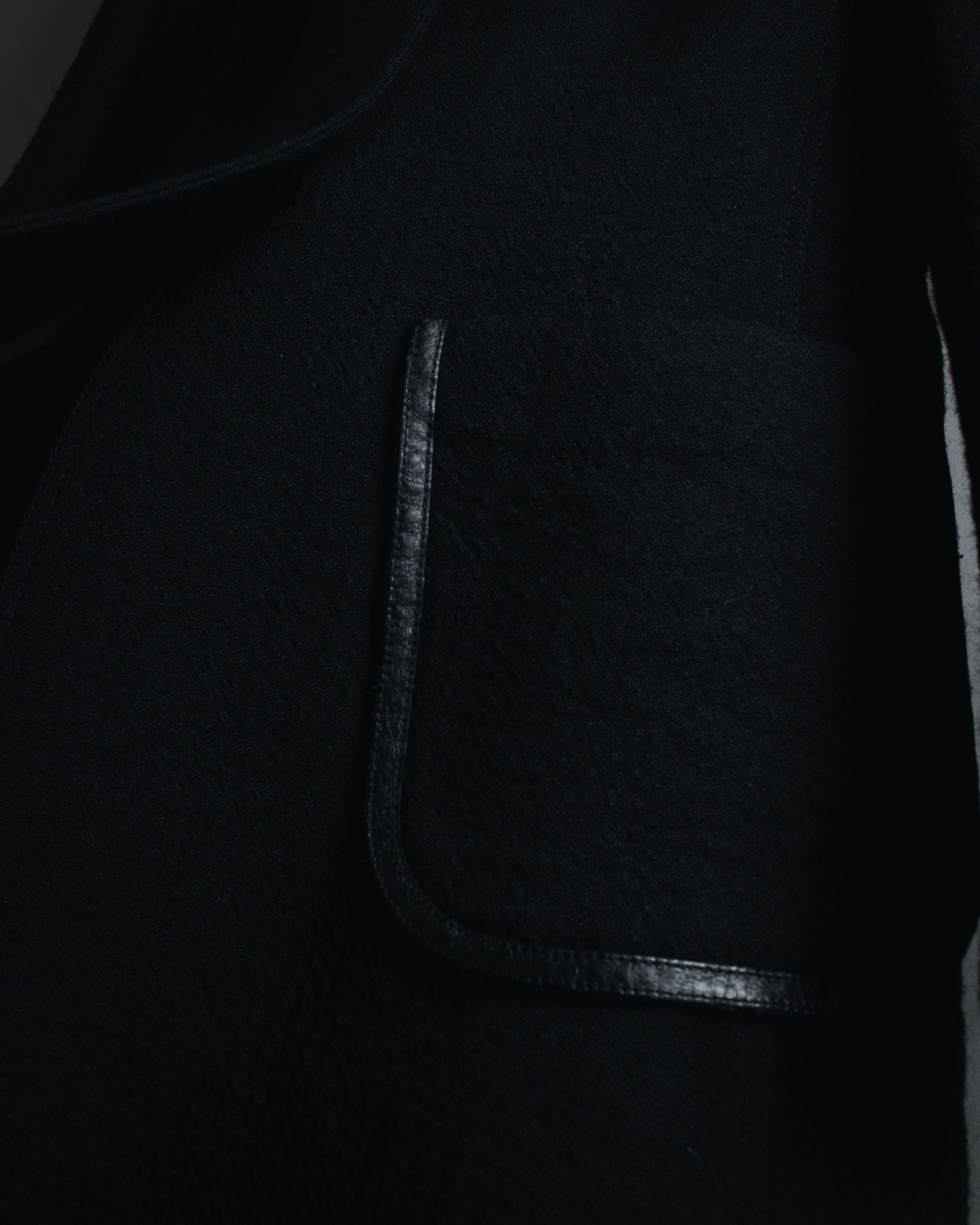 –SPECIALS– "LOEWE" 2017-2018 Minimal a-line calfskin piping coat