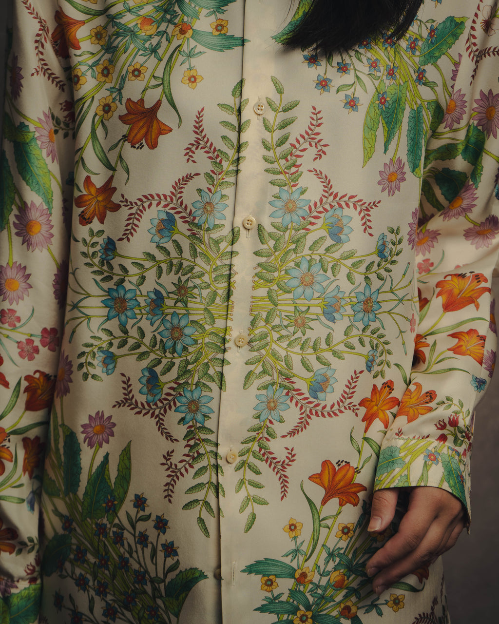 -SPECIAL- “GUCCI” 2015-2022 Botanical printed silk shirt