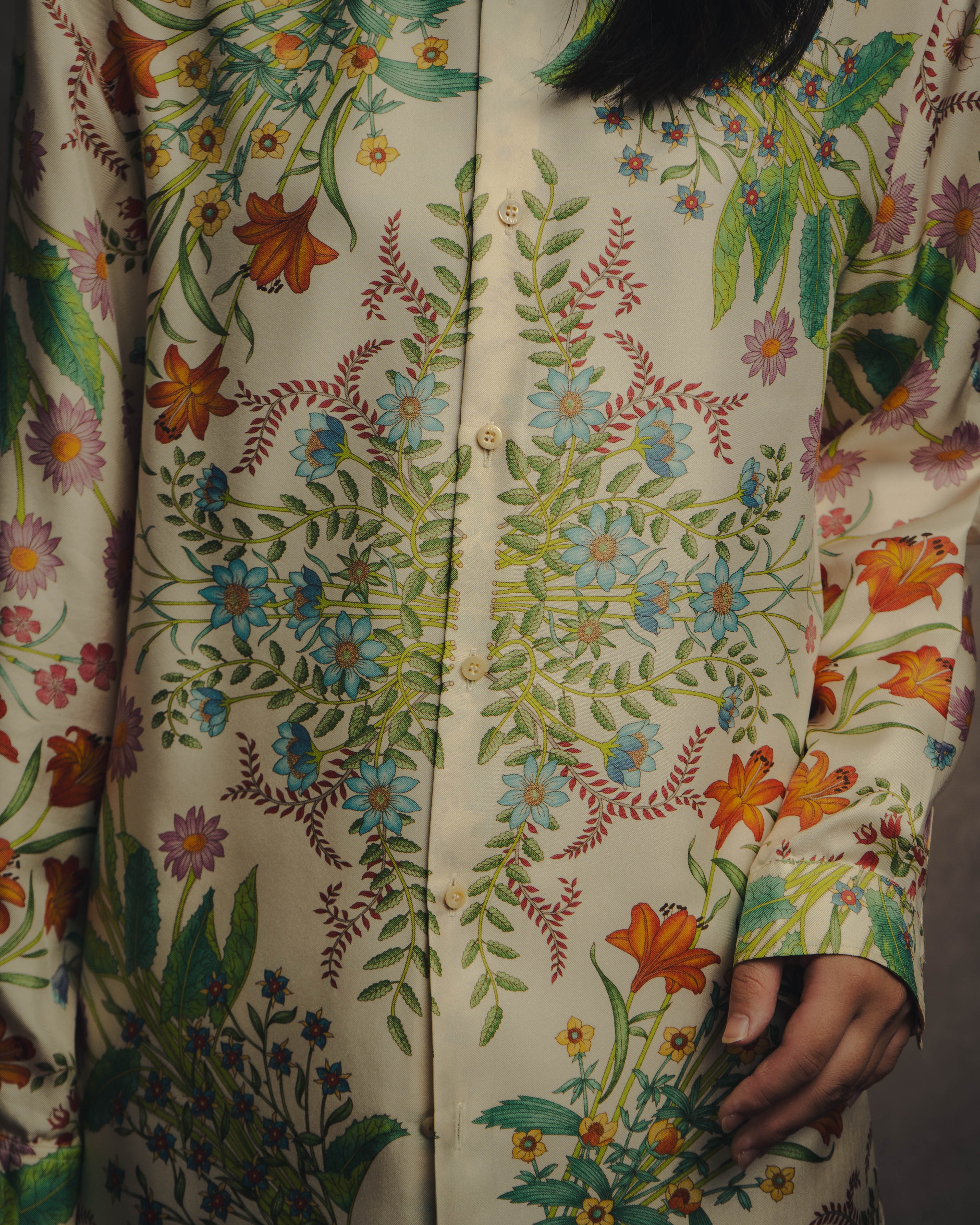 -SPECIAL- “GUCCI” 2015-2022 Botanical printed silk shirt