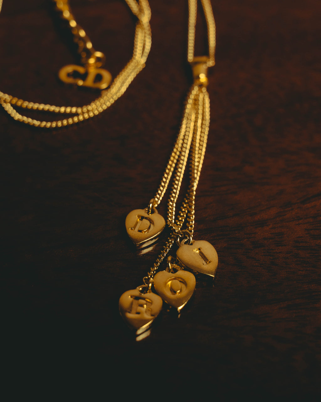 “Christian Dior” 00’s Dior heart charm tassel necklace