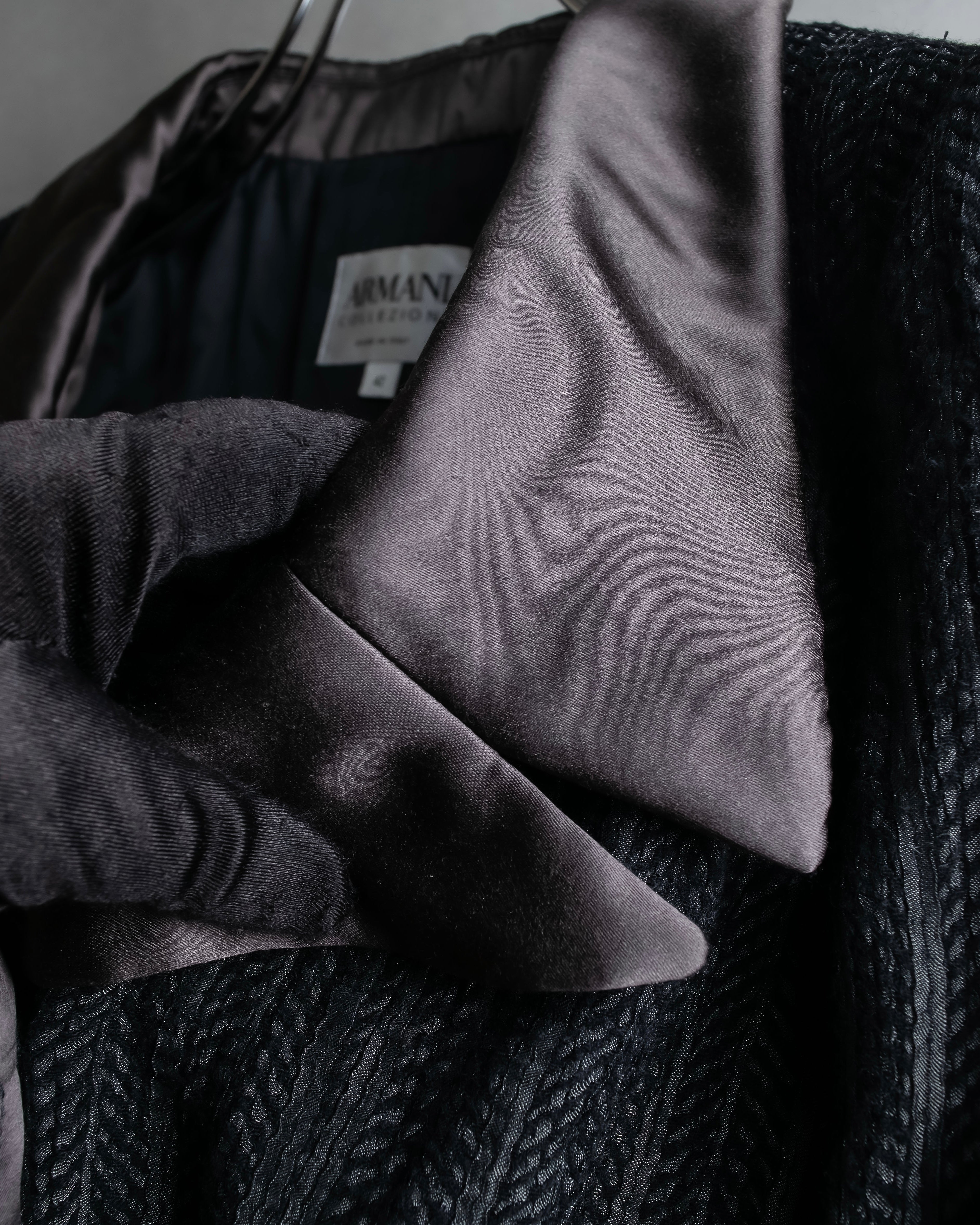"ARMANI COLLEZIONI" Satin switch design knit tailored jacket