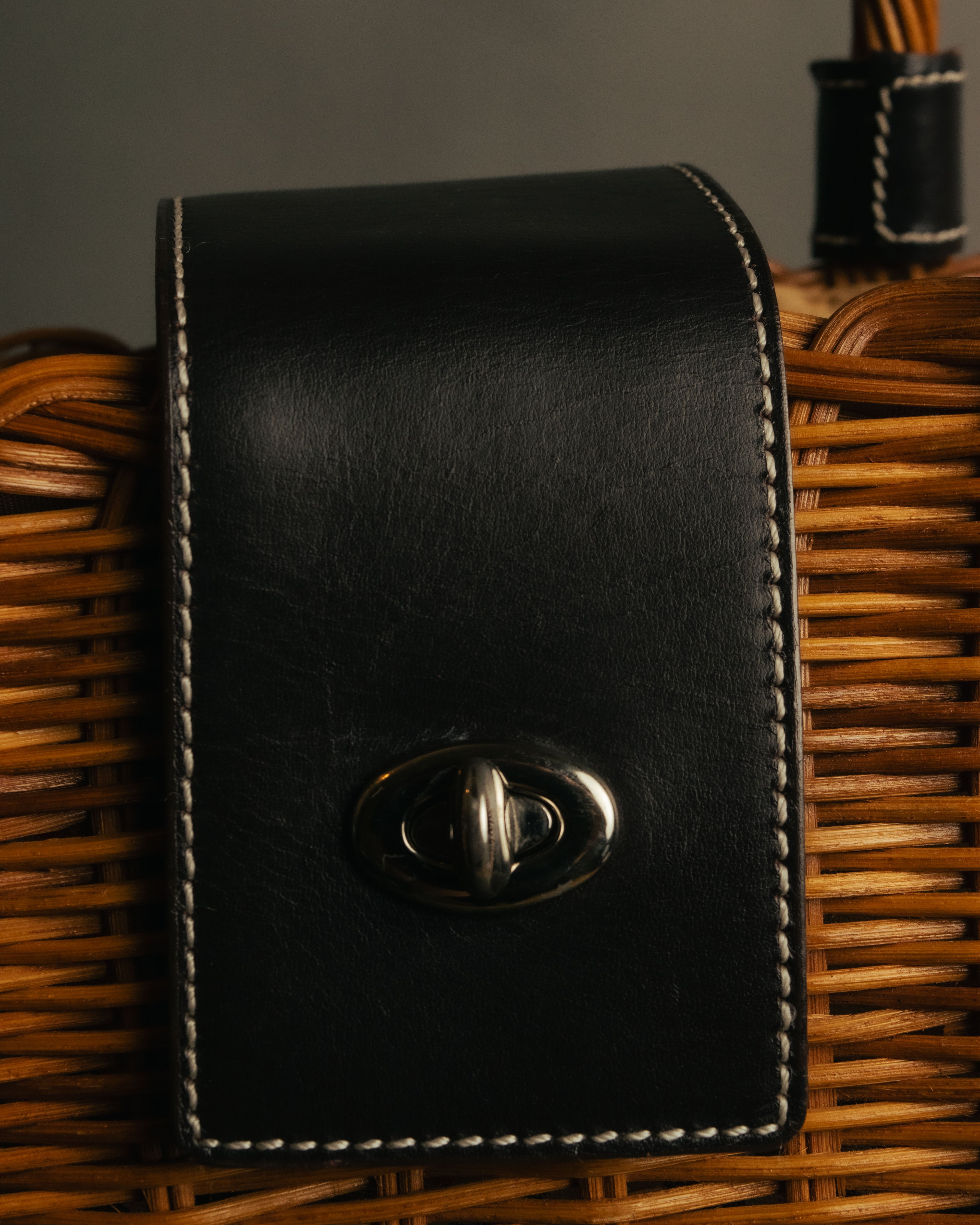“BURBERRY BLUE LABEL” 00’s Rattan check lining basket bag