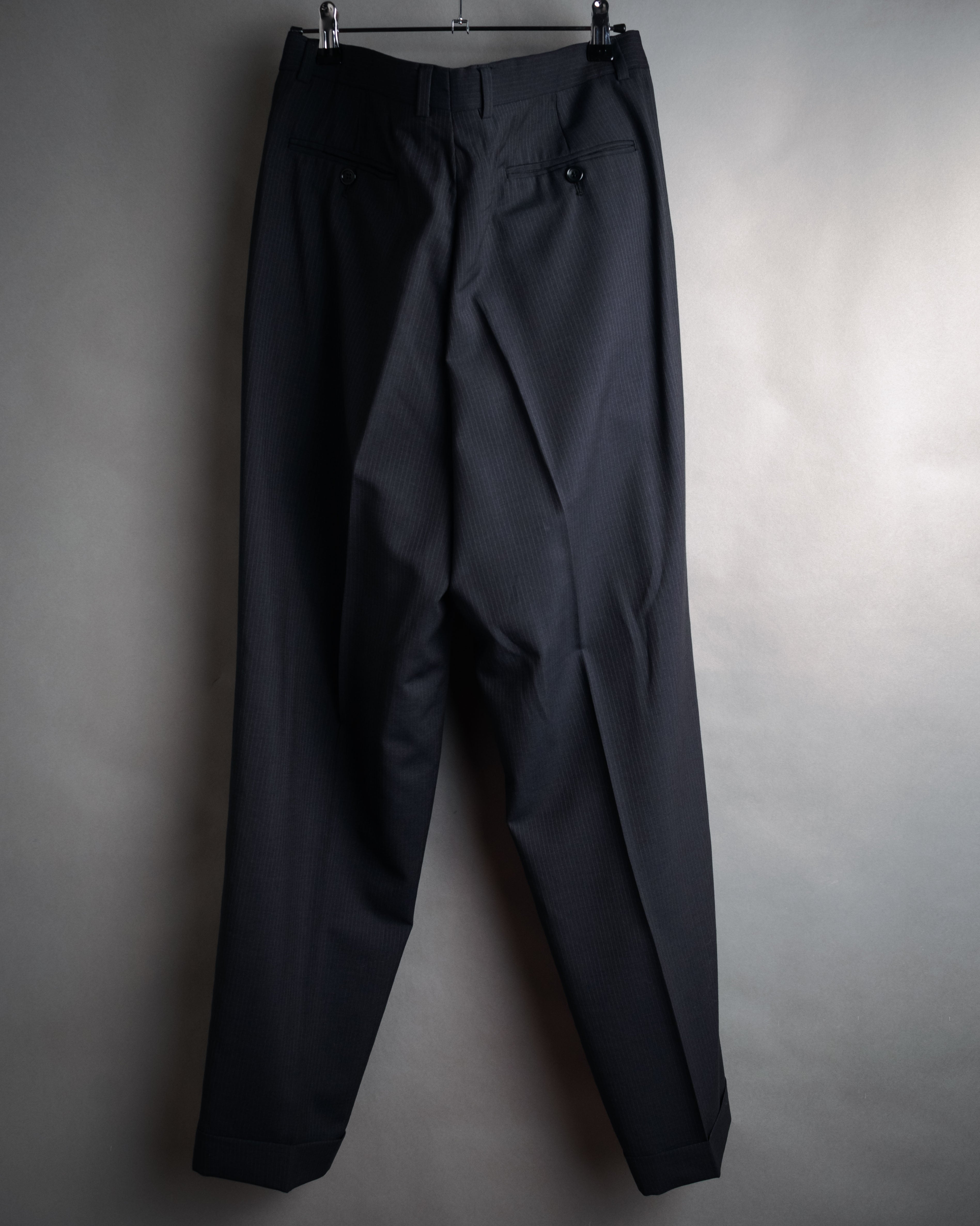 “ARMANI COLLEZIONI” 00’s Pinstriped three button suit set