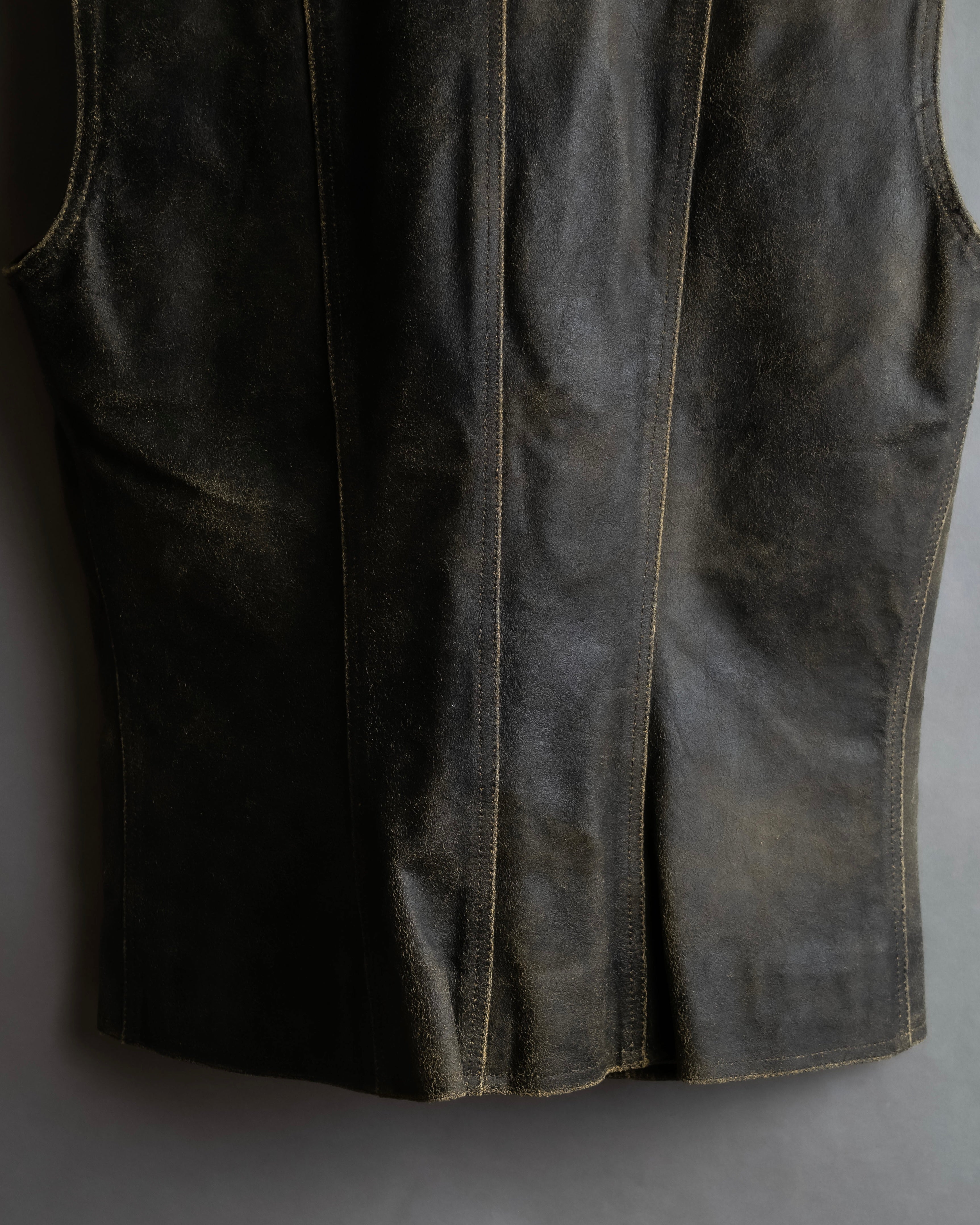 "CHANEL" 2000AW Karl Lagerfeld period calf leather vest