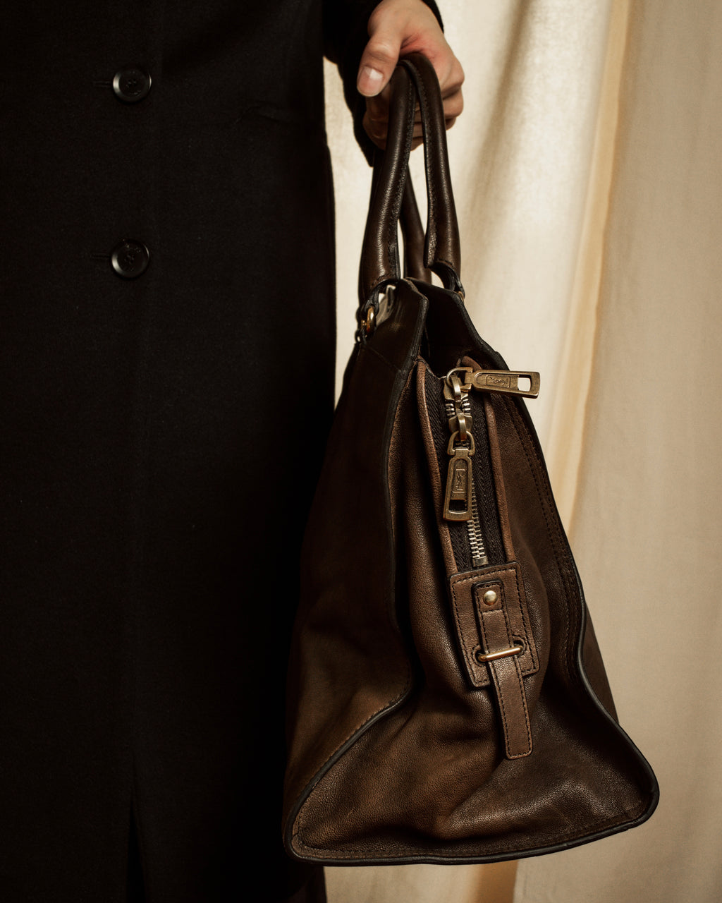 "YVES SAINT LAURENT" 11'year-12'year Chic Gabas leather bag