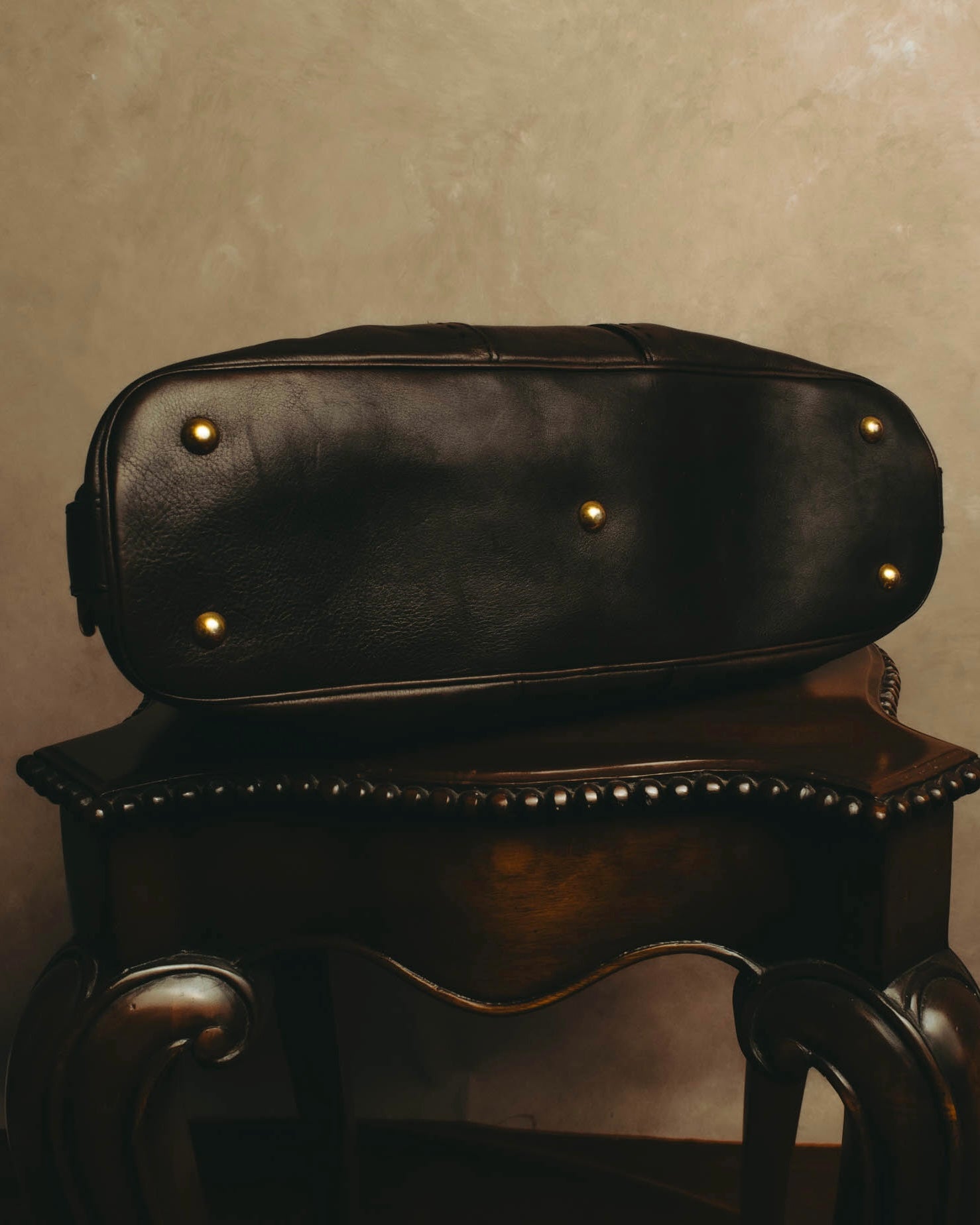 -SPECIAL- “Yves Saint Laurent” 00’s-10’s Muse leather handbag