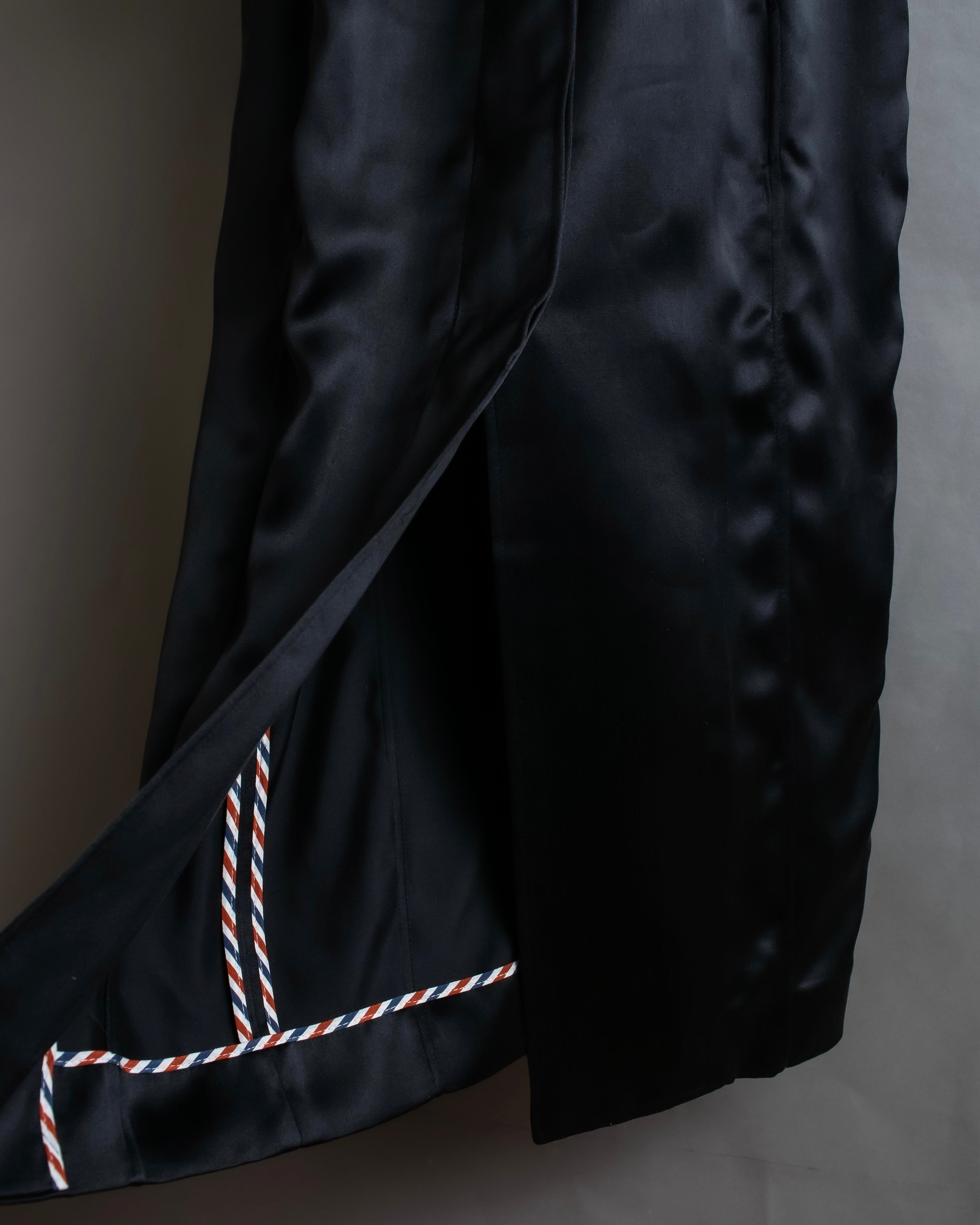 "THOM BROWNE" Shiny long hidden button shirt