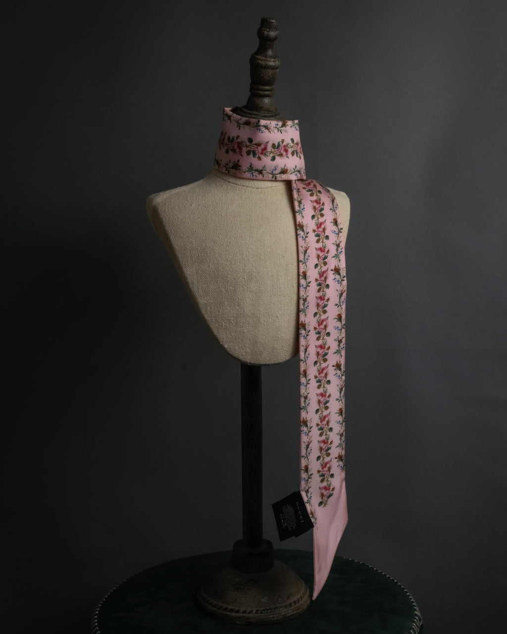 -SPECIAL- "GUCCI" Michele design floral print silk twilly scarf