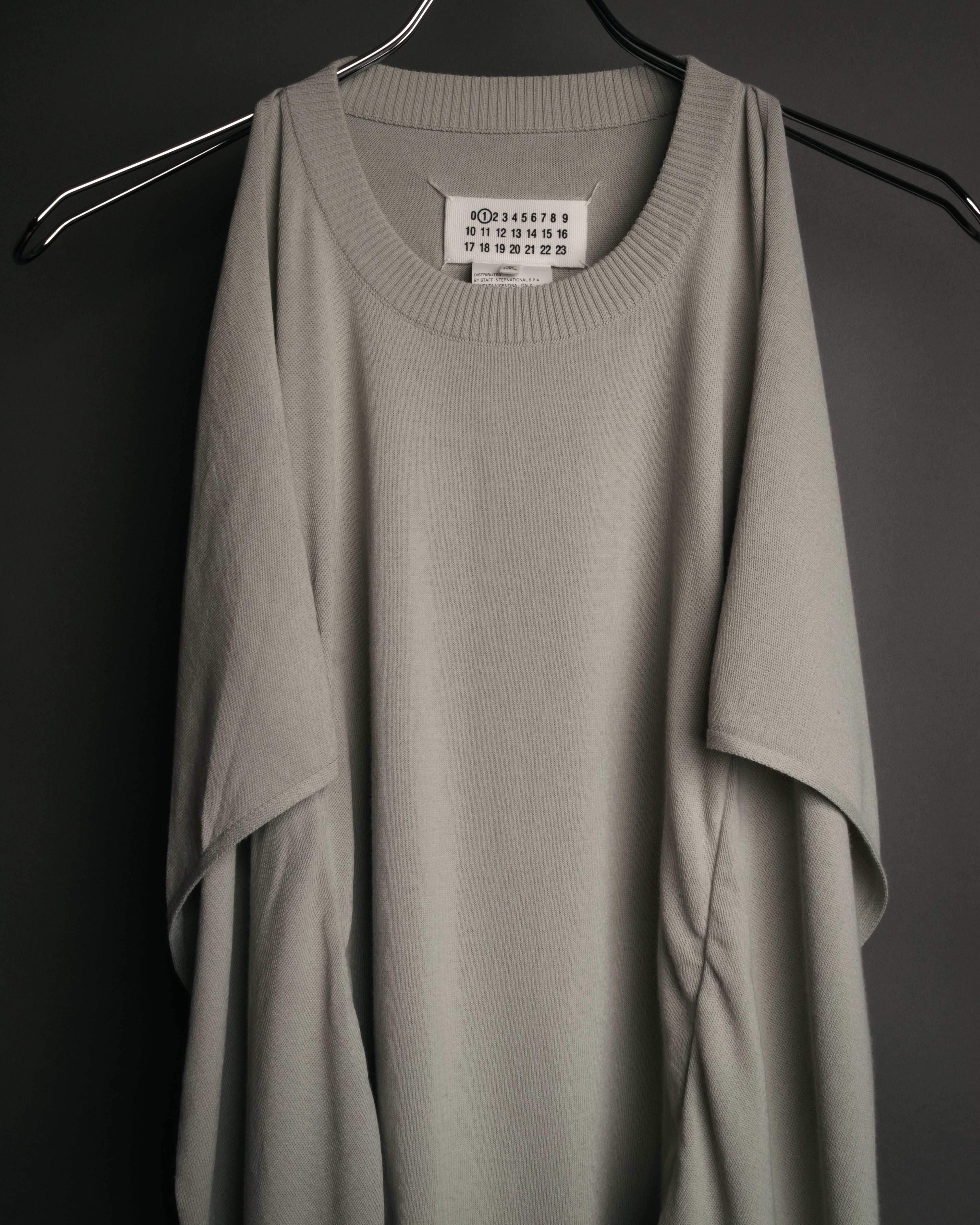 “Maison Margiela” 2015SS deconstructed cape knit top
