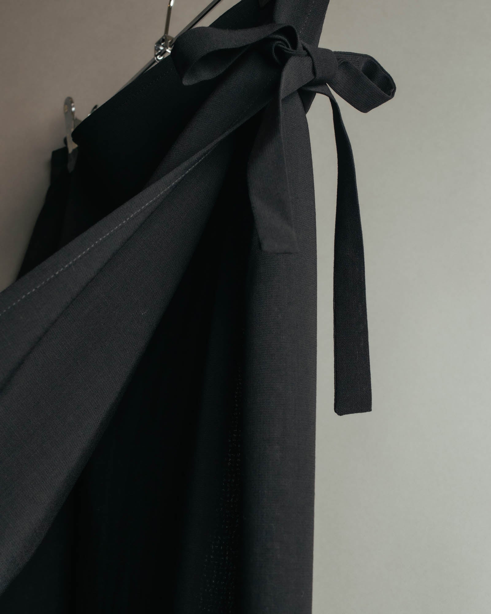 “JIL SANDER” 90’s-00’s Side tie wool wrap skirt
