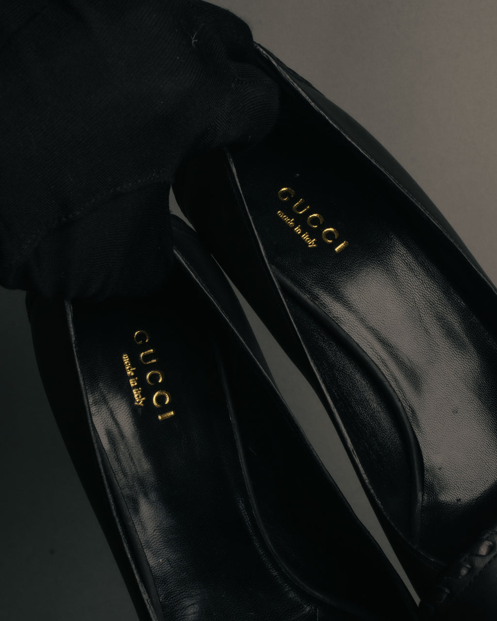 “GUCCI” 90’s-00’s Horsebit open toe pumps
