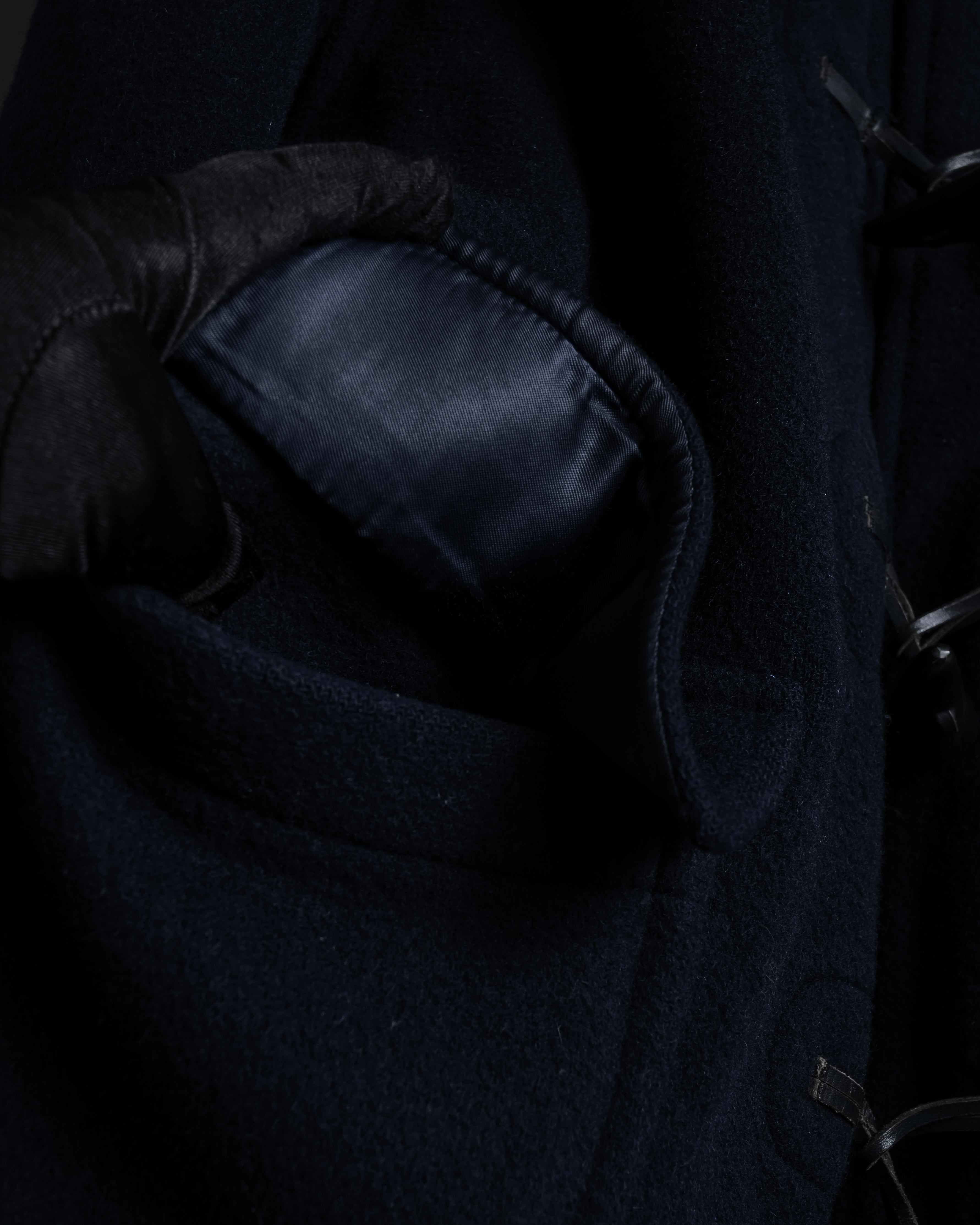 "BURBERRYS" 80-90's Classically tailored duffle coat