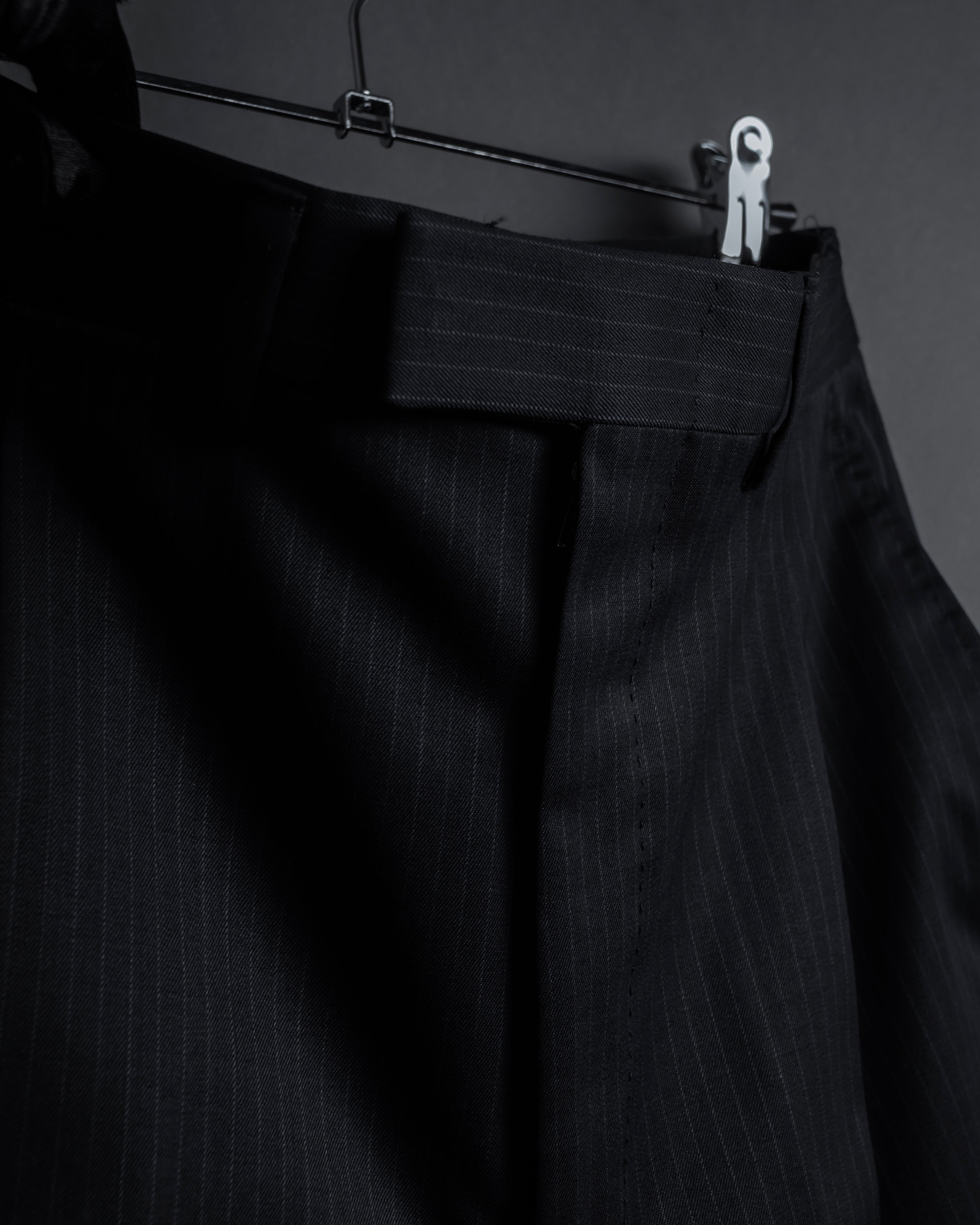 "GUCCI" 90's Elegant suiting pinstripe set up