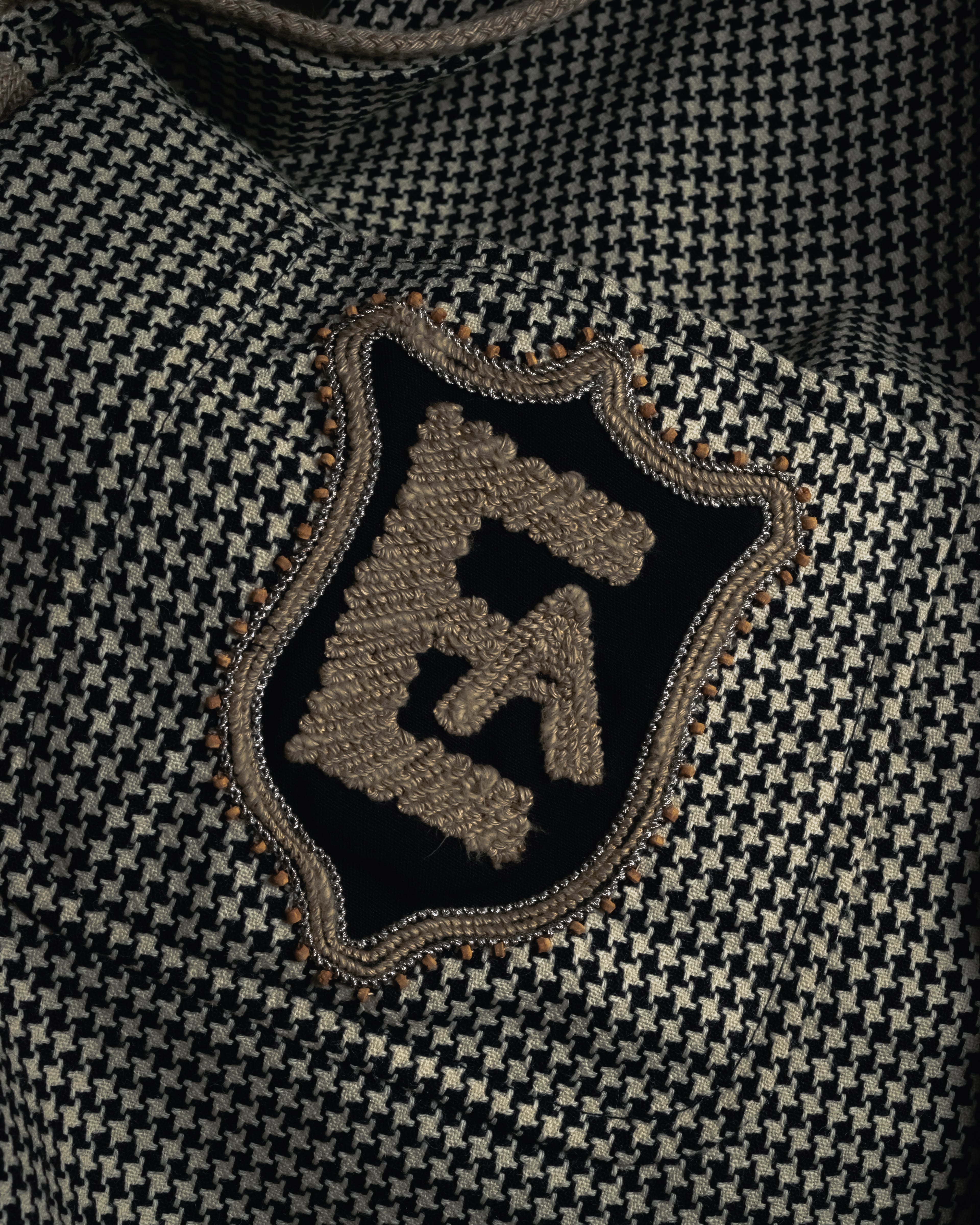 "Emporio Armani" 90’s Houndstooth piped crest blazer