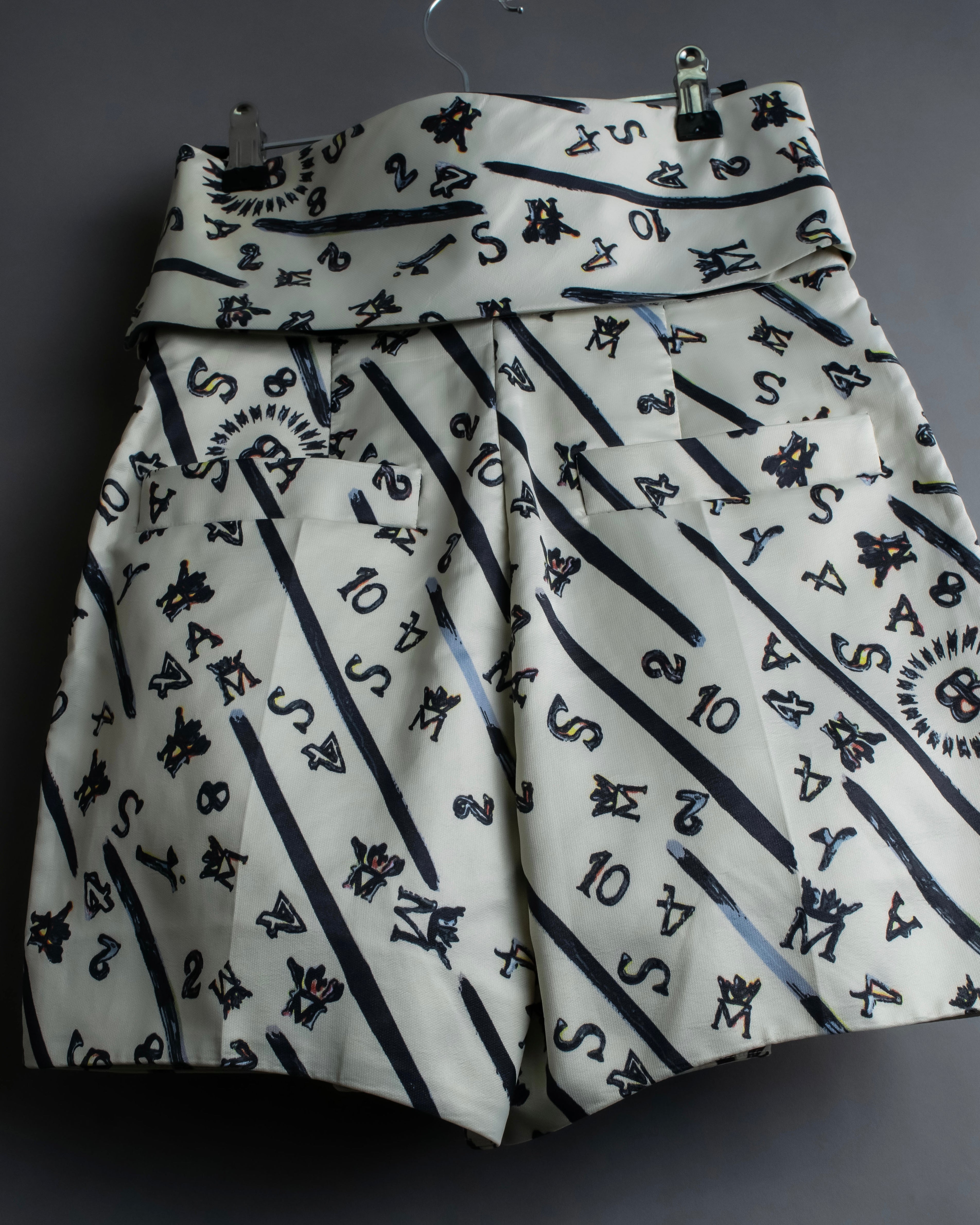 “BALENCIAGA” Number pattern designed shorts