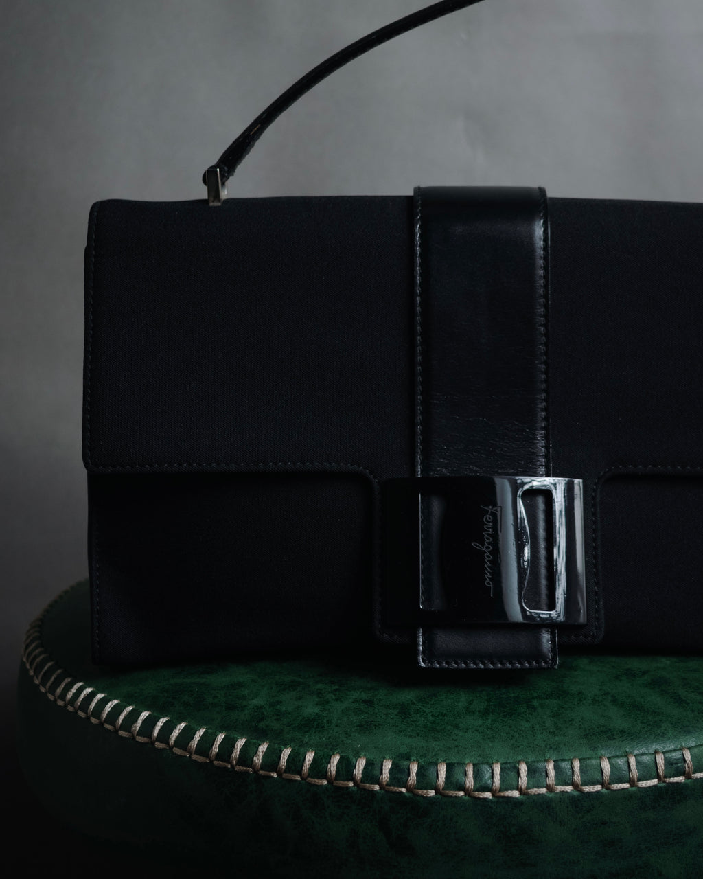 "Salvatore Ferragamo" 90’s-00’s Archive shoe embossed leather shoulder bag