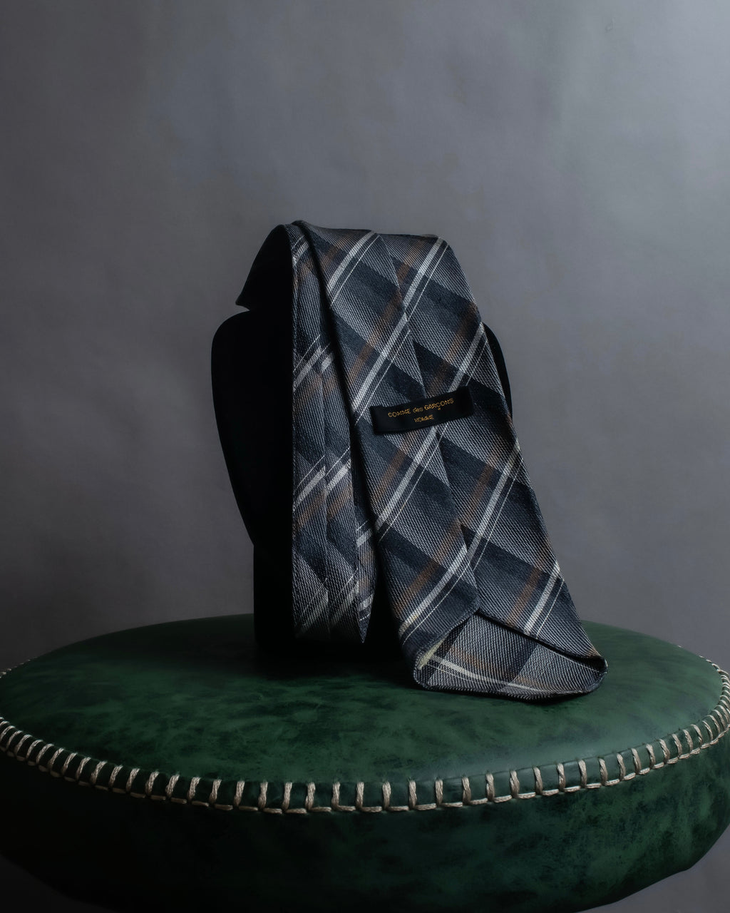 "COMME des GARCONS HOMME"
Argyle check pattern wool necktie