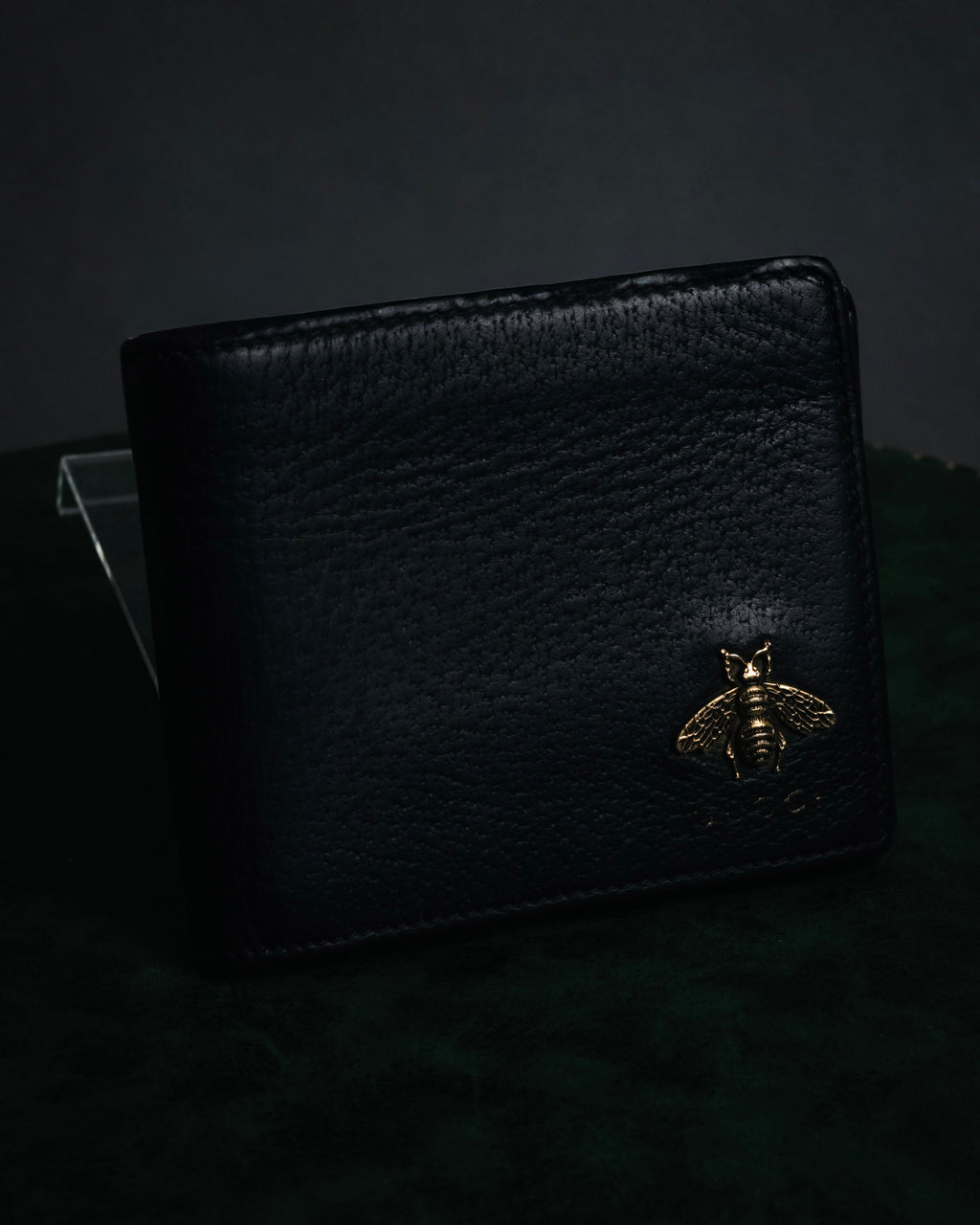 "GUCCI" 10’s-20’s Bee motif bi-fold leather wallet