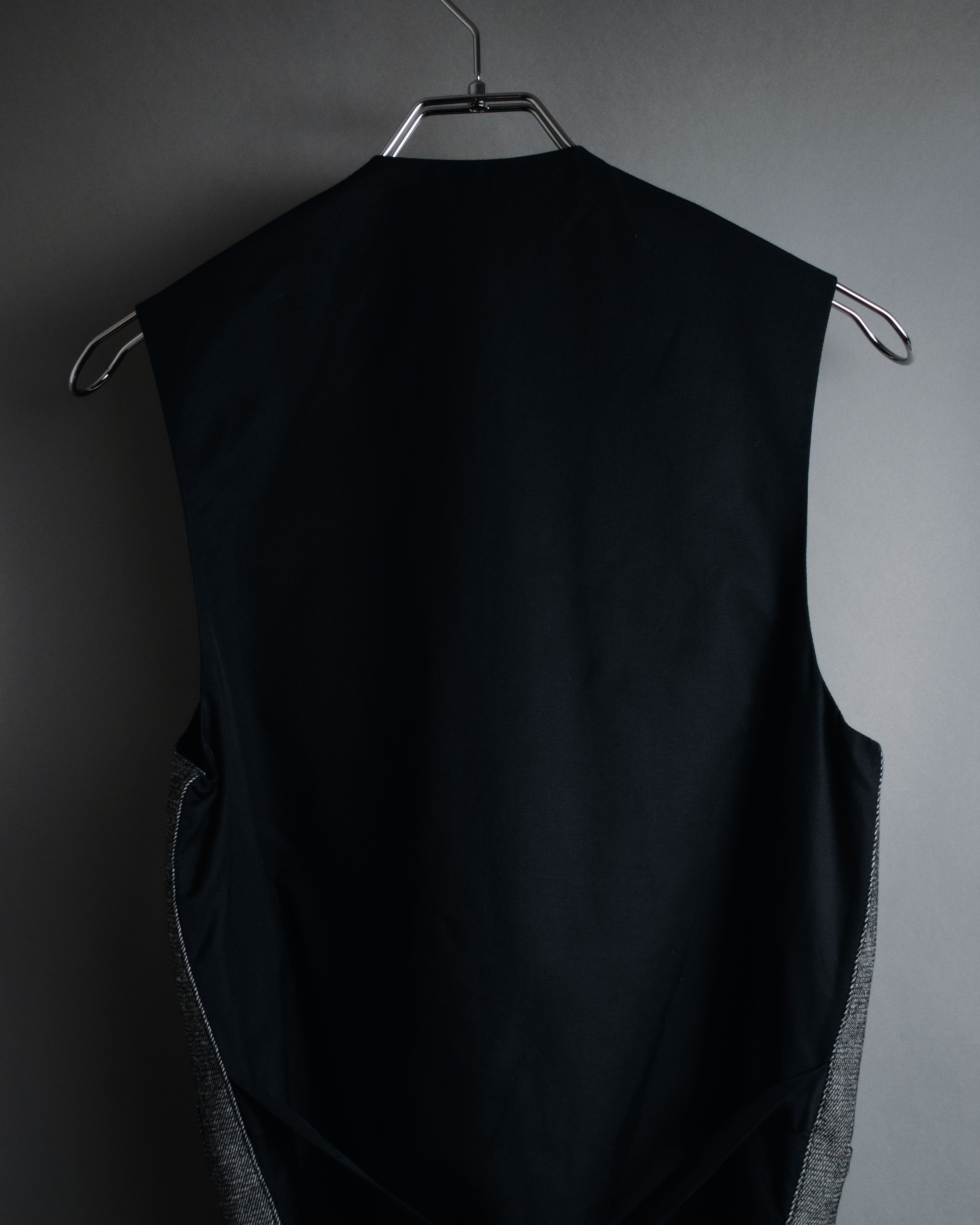 "Christian Dior" 23SS half double-breasted structured gilet