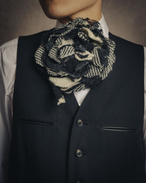 -SPECIAL- “VALENTINO” 00’s houndstooth lace flower corsage