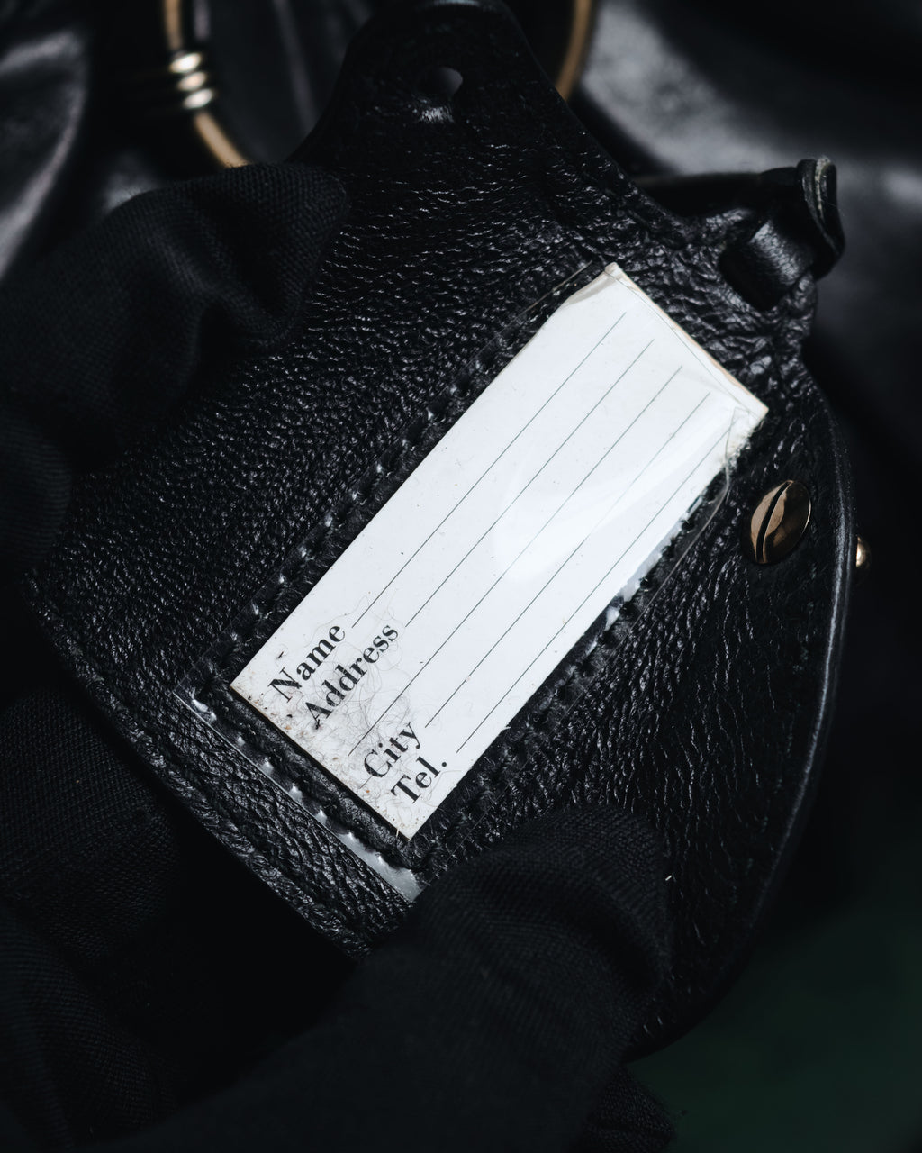 –SPECIAL– "Salvatore Ferragamo"
00’s Gancini gathered leather hobo bag