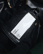 –SPECIAL– "Salvatore Ferragamo"
00’s Gancini gathered leather hobo bag