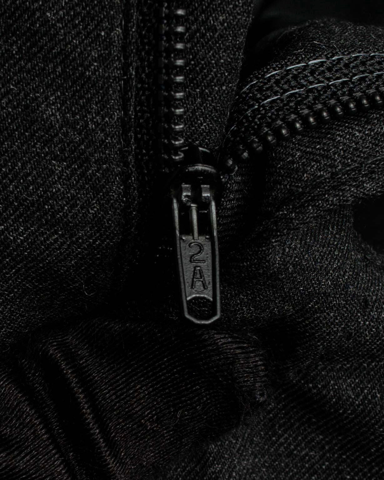 "GIORGIO ARMANI" LE COLLEZIONI line classical tailoring set up