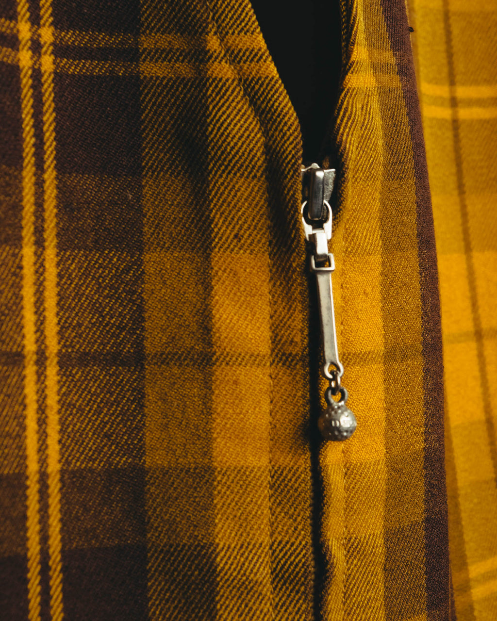 “Christian Dior” 90’s-00’s Plaid wool zip tailored vest