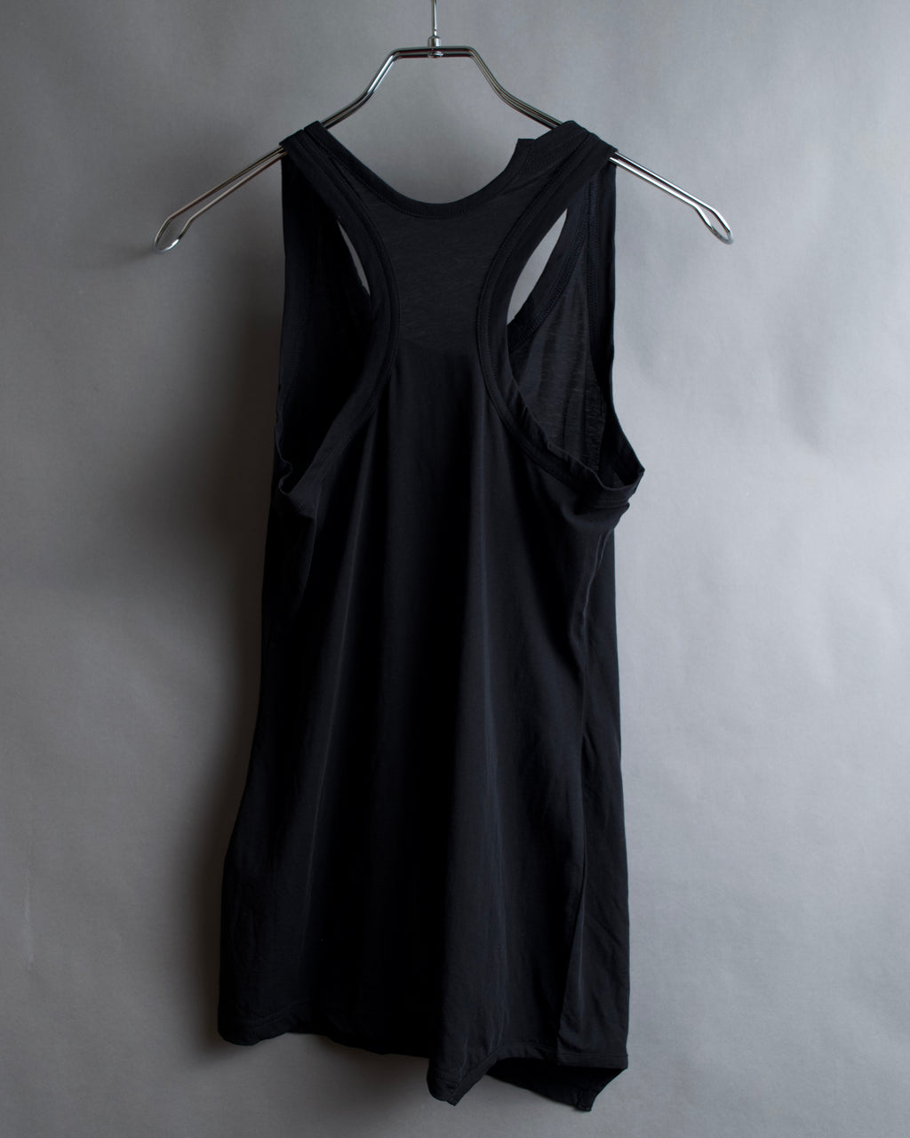"YOHJI YAMAMOTO FEMME" 13SS
Shoulder cutting sleeveless pullover
