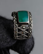 "Vintage green stone top silver ring"