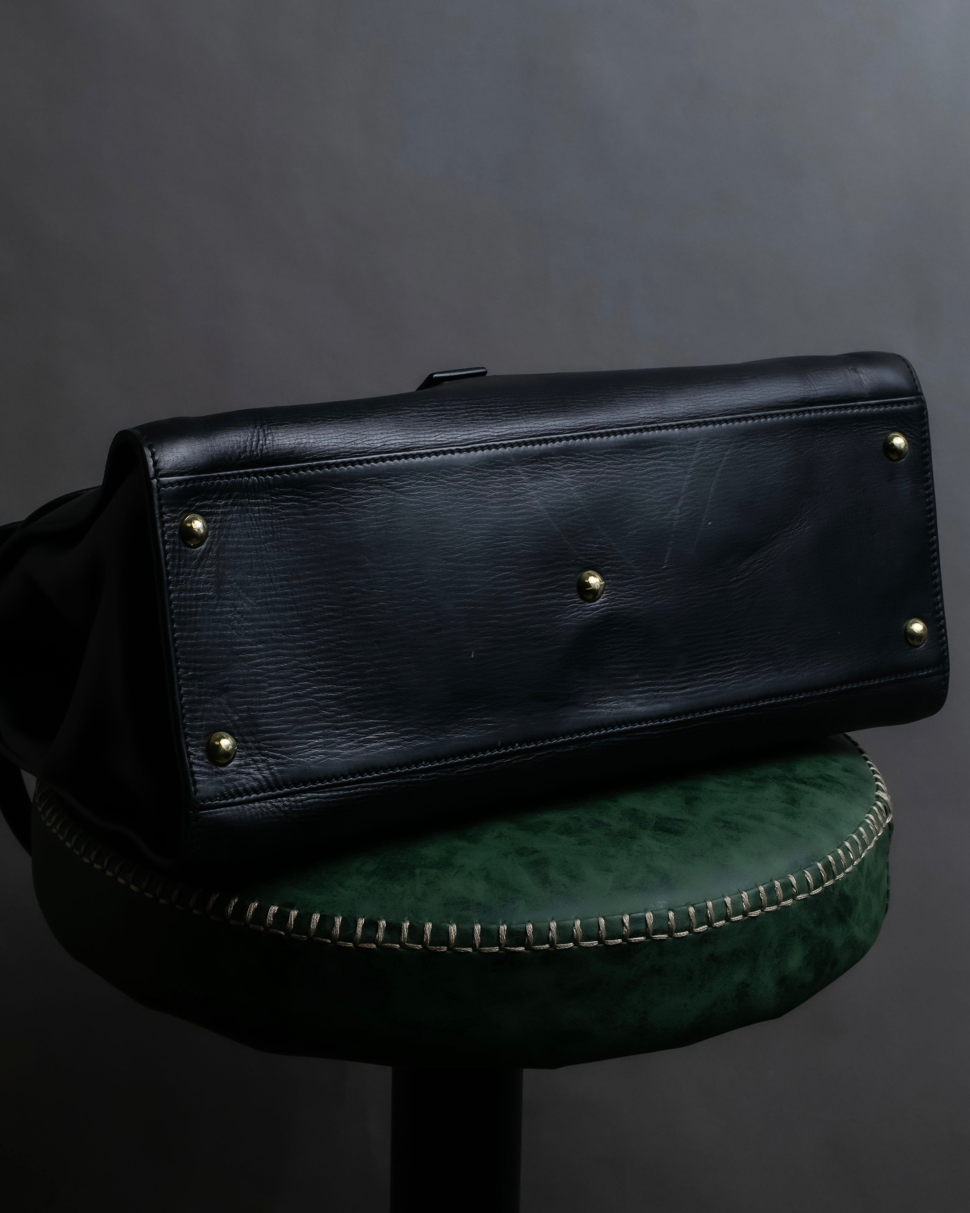 "GUCCI" Double flap design grained leather one-handle bag