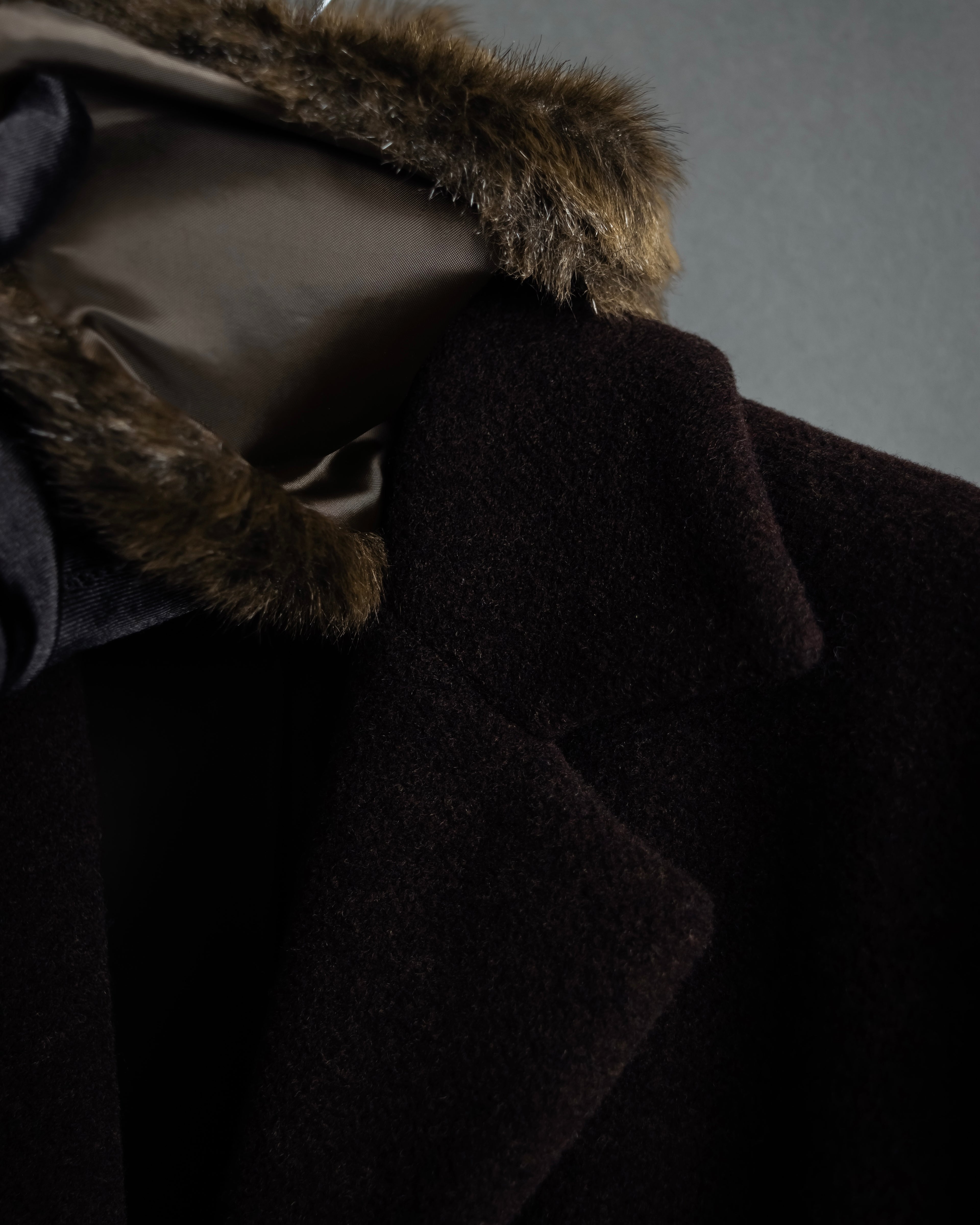 "miss Chloe" Fur collar switching design wool coat