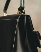 -SPECIAL- "Salvatore Ferragamo" 90's-00's Gancini contrast stitch leather handbag